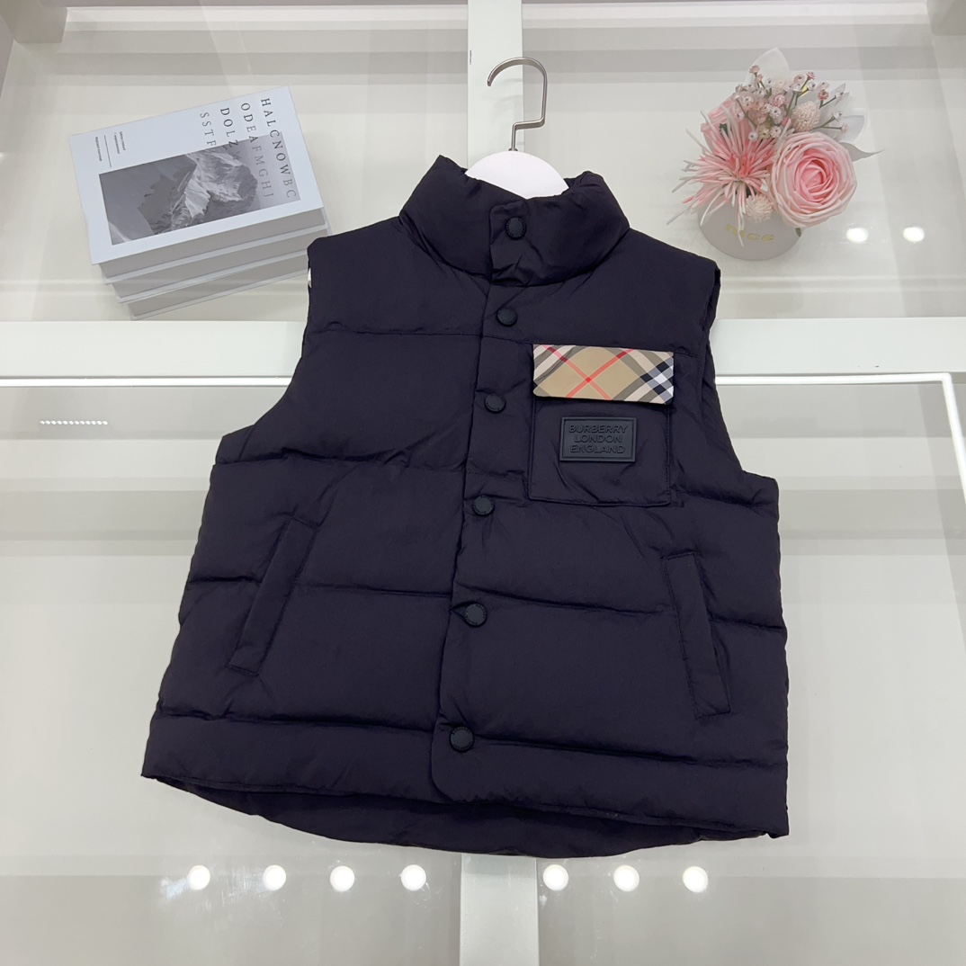 秋冬暖か服バーバリー 子供服 KID ベスト