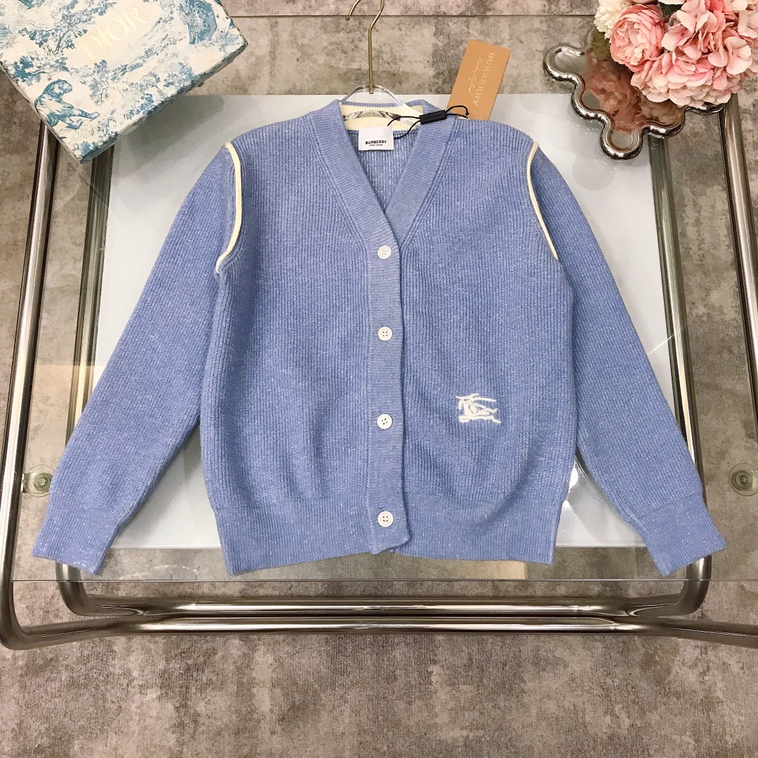 秋冬暖か服バーバリー 子供服 KID メリハリ トップス