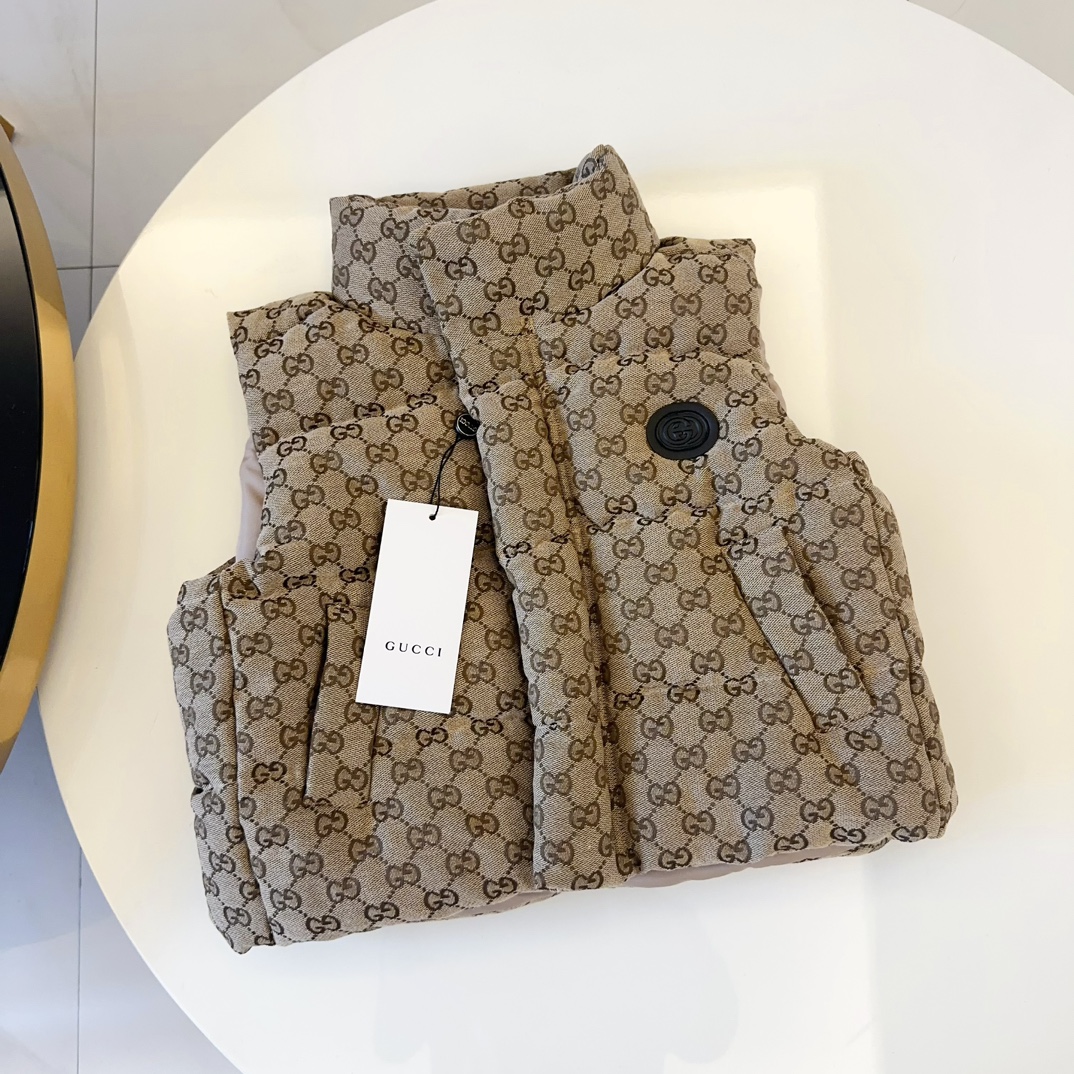 秋冬暖か服グッチ 子供服 KID ベスト