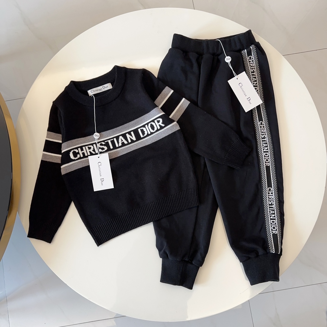 秋冬暖か服クリスチャンディオール 子供服 KID 上下服 セットアップ