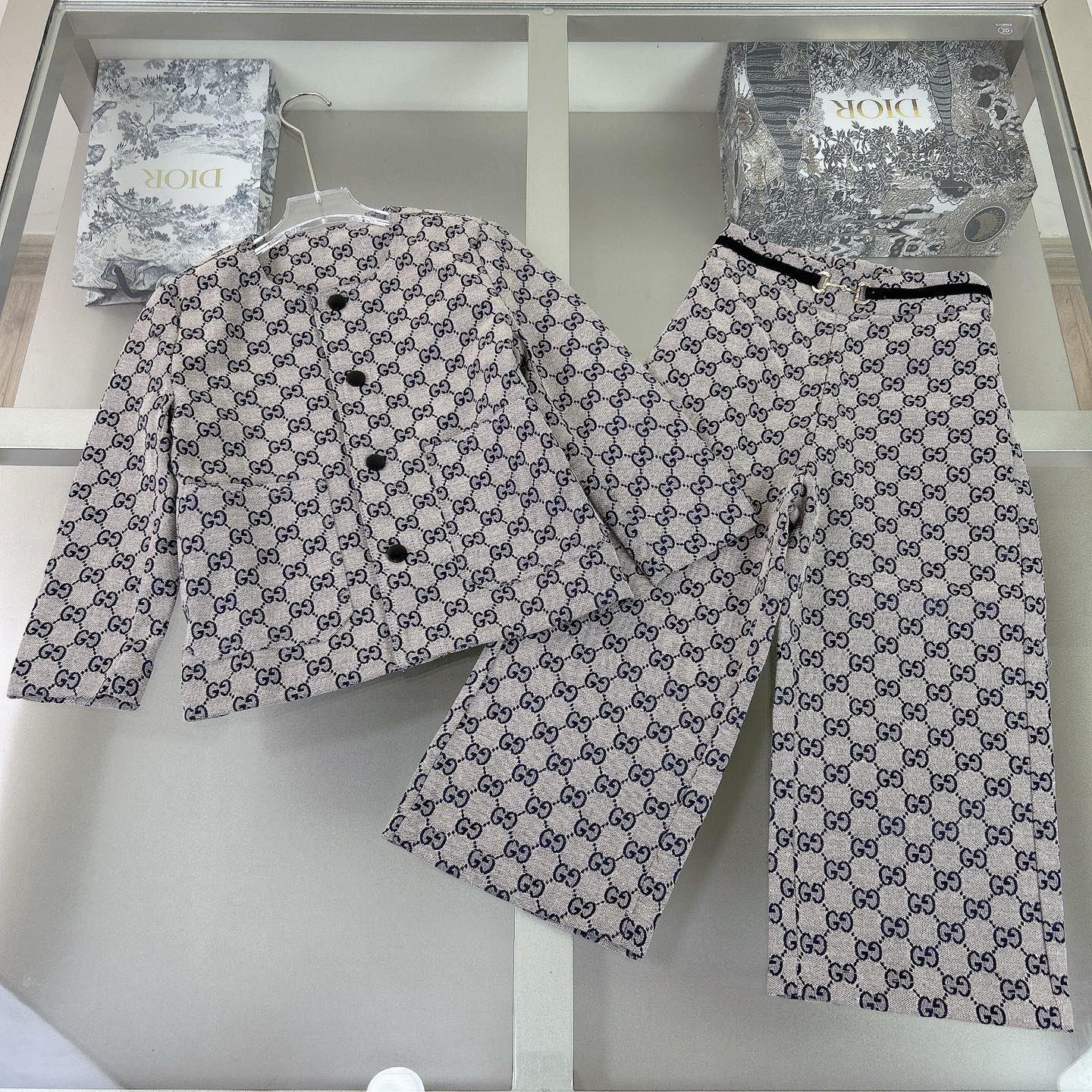 秋冬暖か服グッチ 子供服 KID 上下服 セットアップ