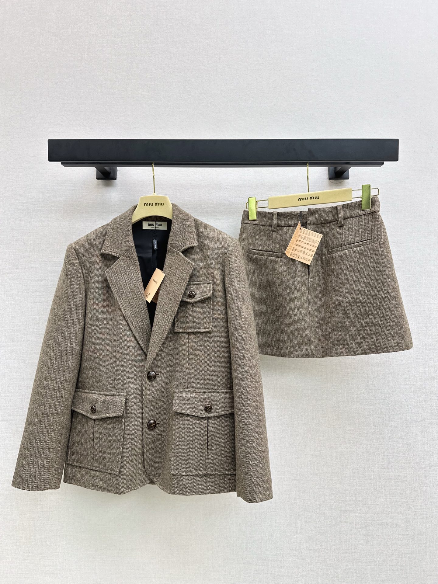 秋冬新品 女性ミュウミュウ 上下服 セットアップ