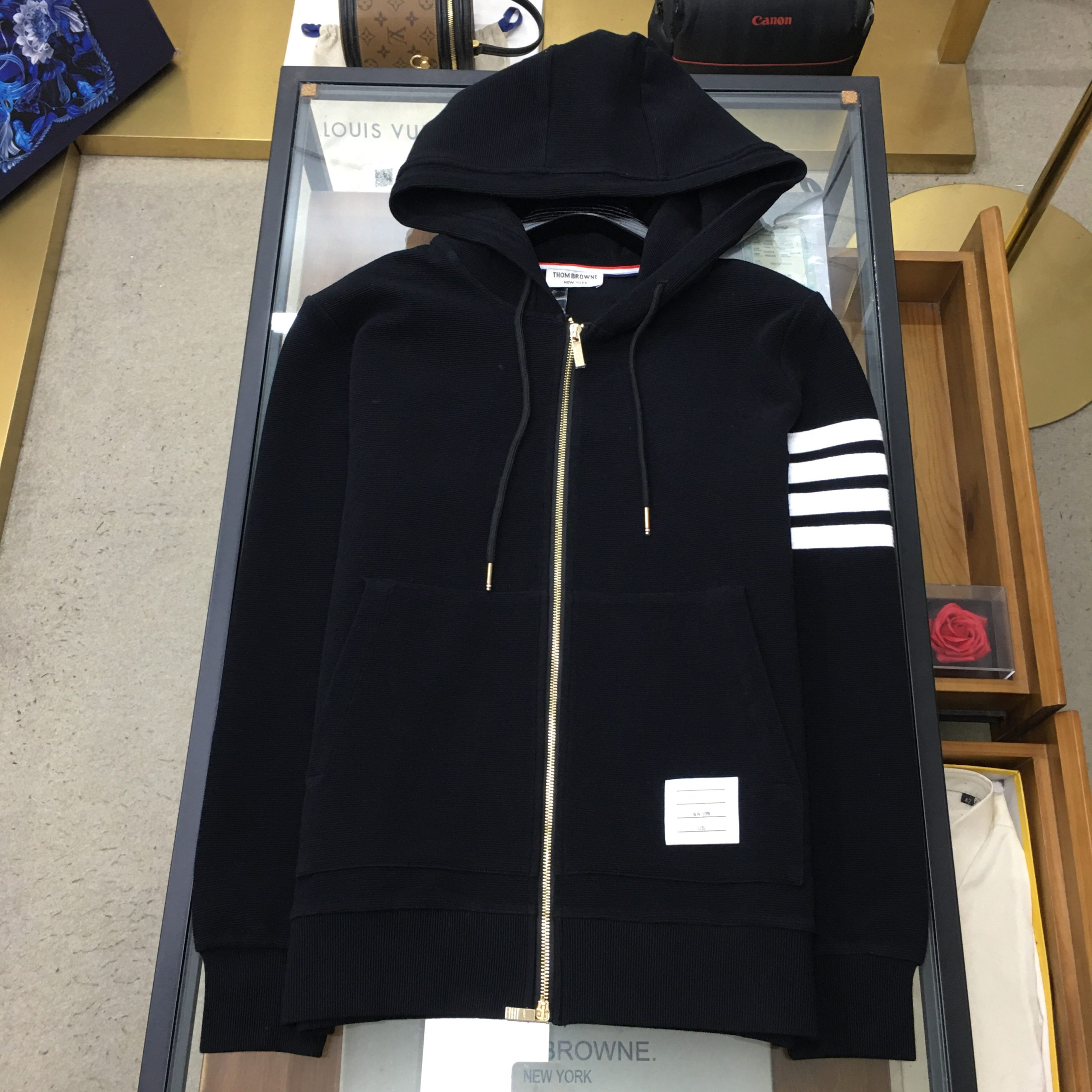 25秋冬ブランド通販 トムブラウン 上下服 セットアップ