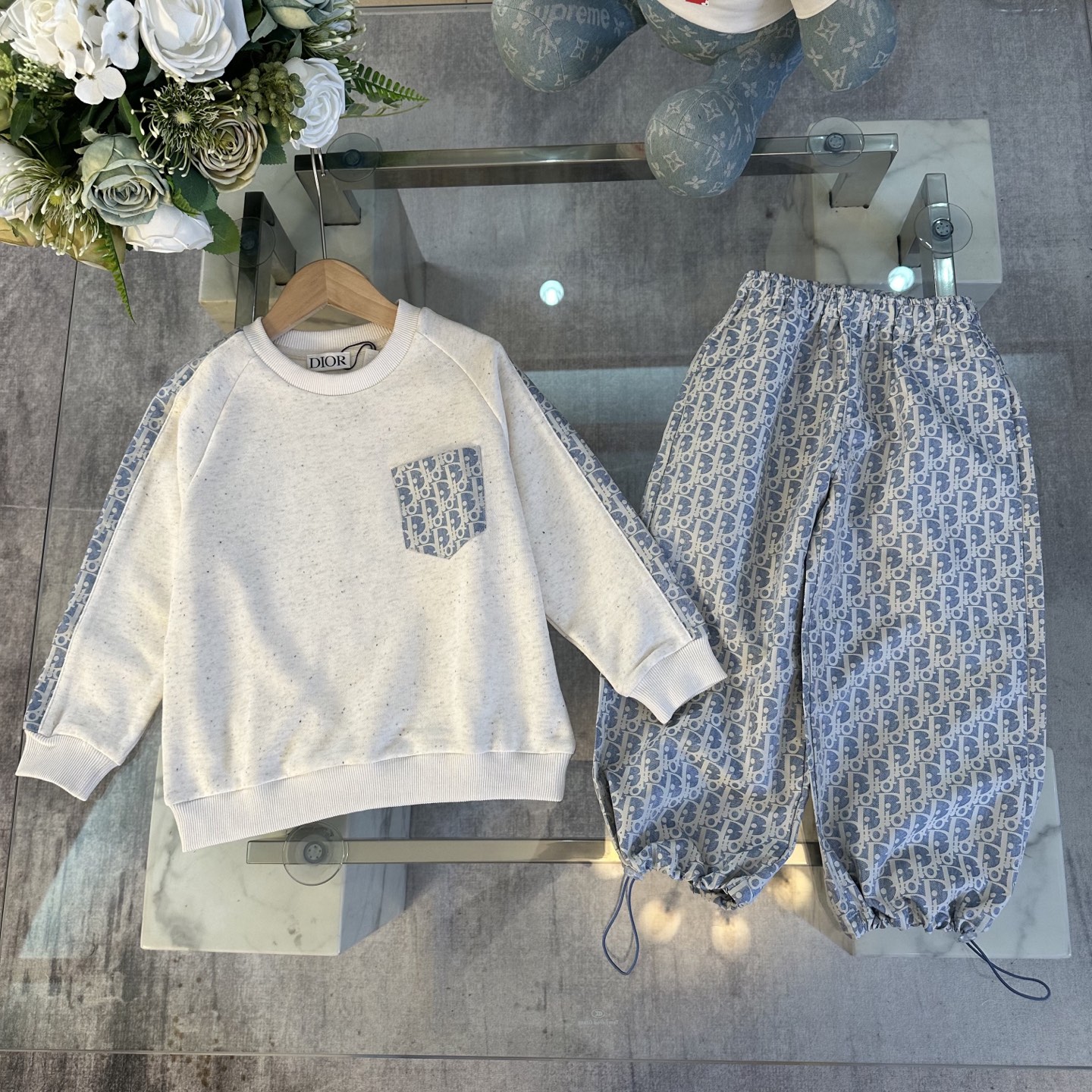 秋冬暖か服クリスチャンディオール 子供服 KID 上下服 セットアップ