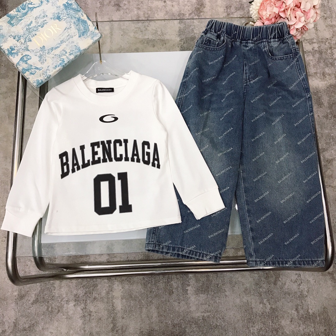 秋冬暖か服バレンシアガ 子供服 KID 上下服 セットアップ