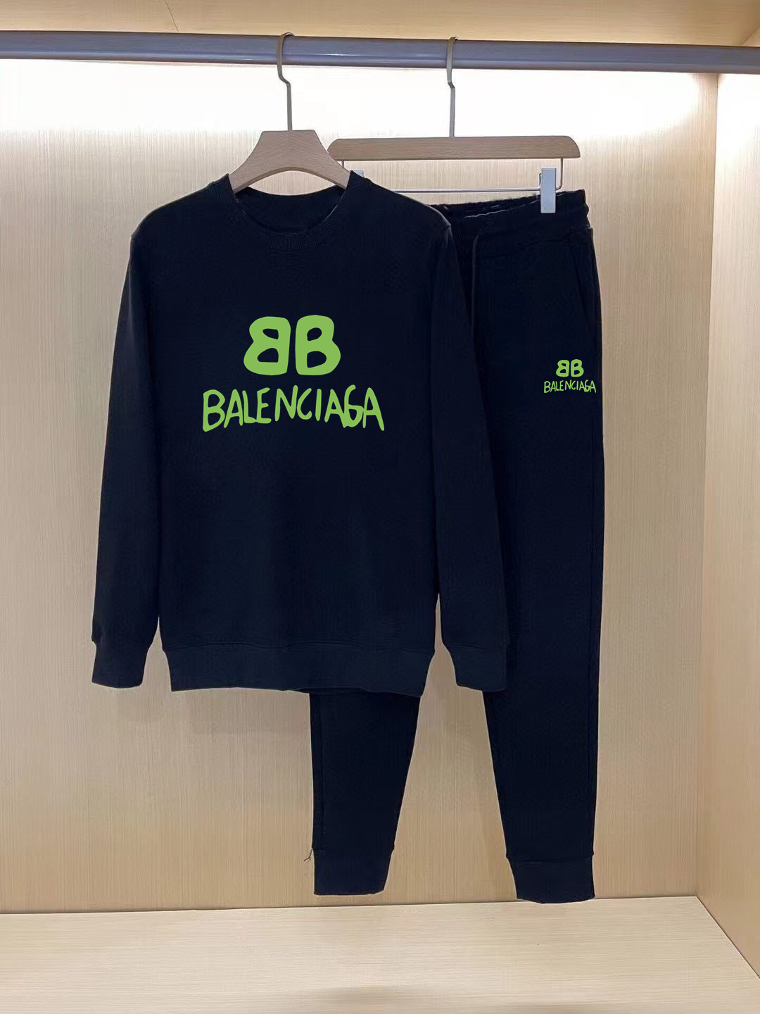 SALE 25秋冬新品 バレンシアガ 上下服 セットアップ