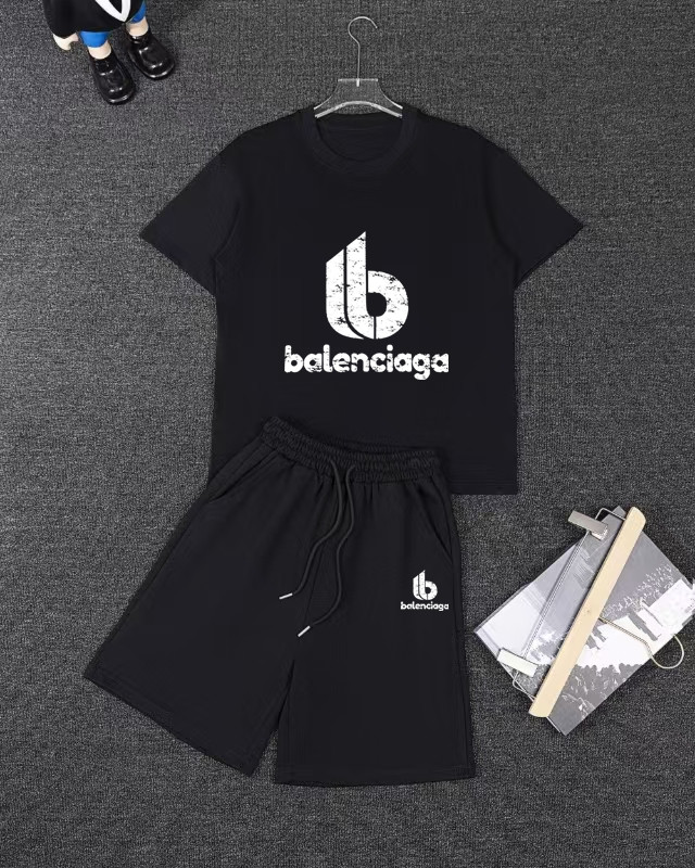 SALE 25秋冬新品 バレンシアガ 上下服 セットアップ