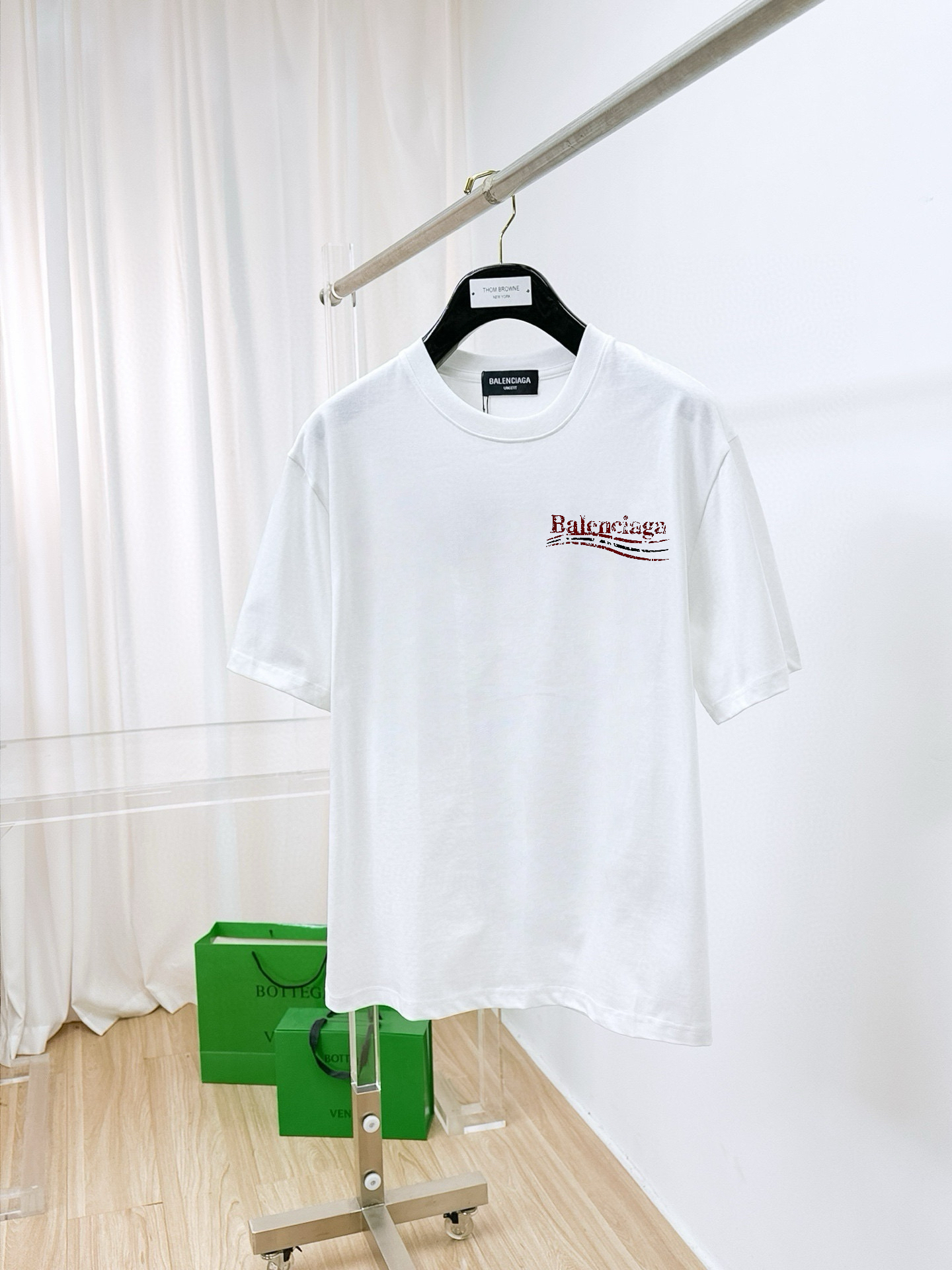 売れ筋商品 新品 バレンシアガ 半袖Tシャツ トップス