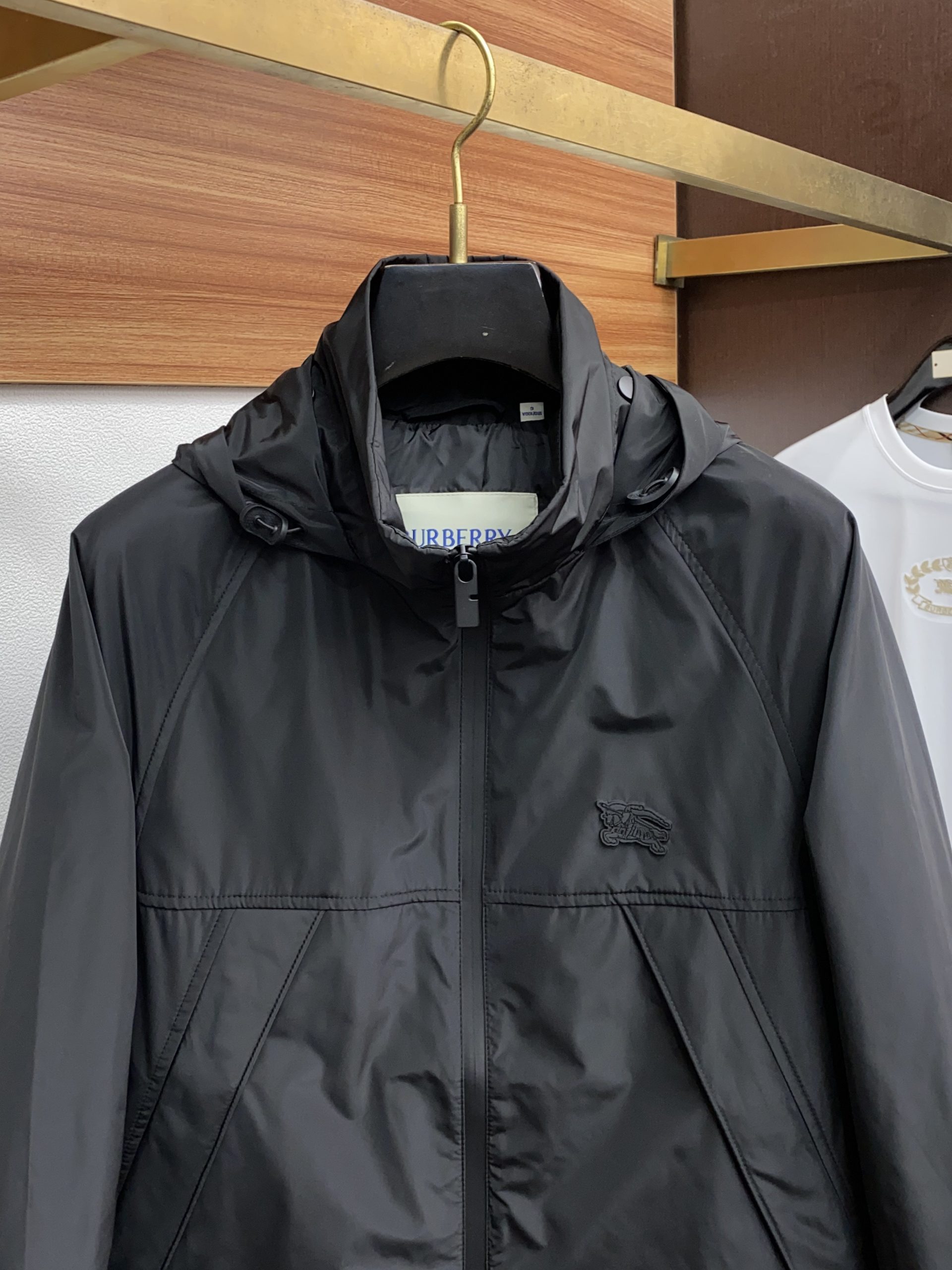 25秋冬新品バーバリー メンズ アウター/トレンチコート