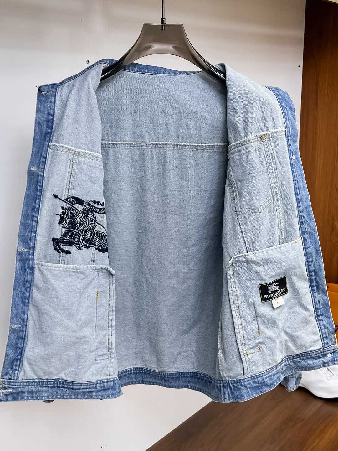 25秋冬新品バーバリー メンズ アウター/トレンチコート