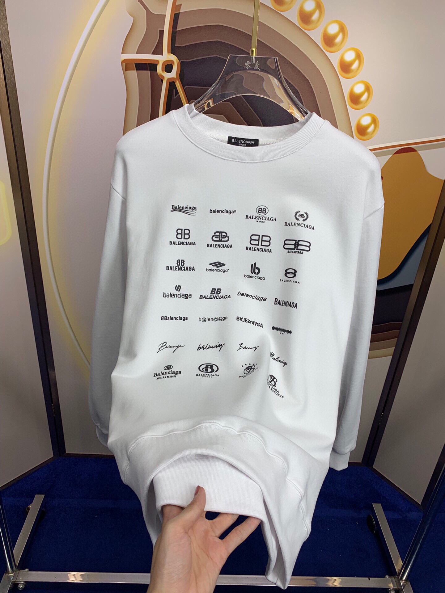 【新品値下受付】バレンシアガ バーパーカー/スウェット