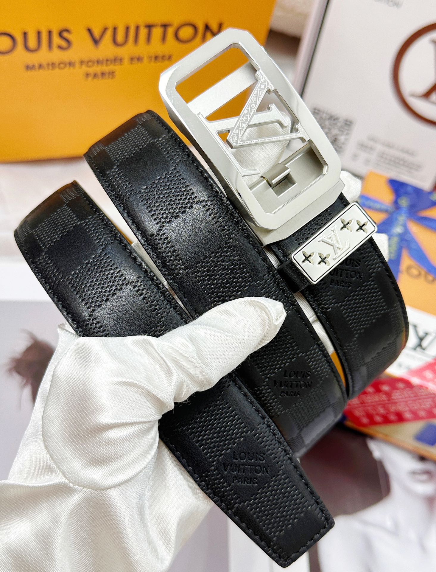 ルイヴィトン 2025新品値下受付 ベルト サンチュール 2508J150+