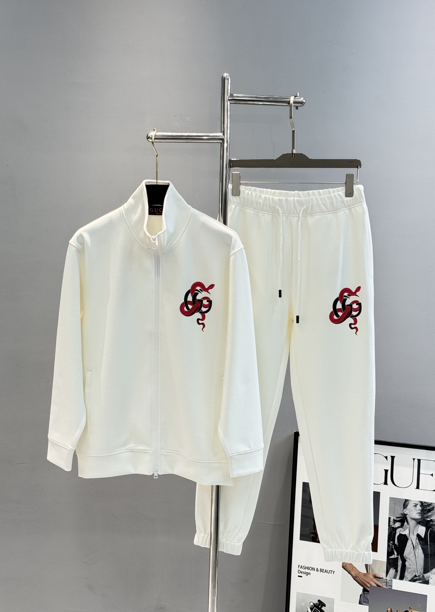 25秋冬新品 グッチ メンズ セットアップ 上下服