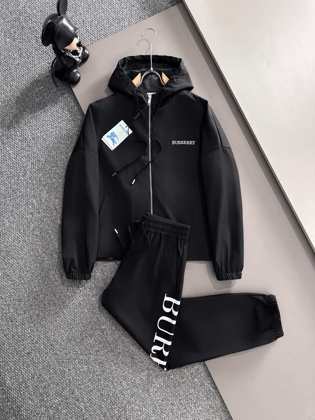 25秋冬新品バーバリー メンズ 上下服 セットアップ