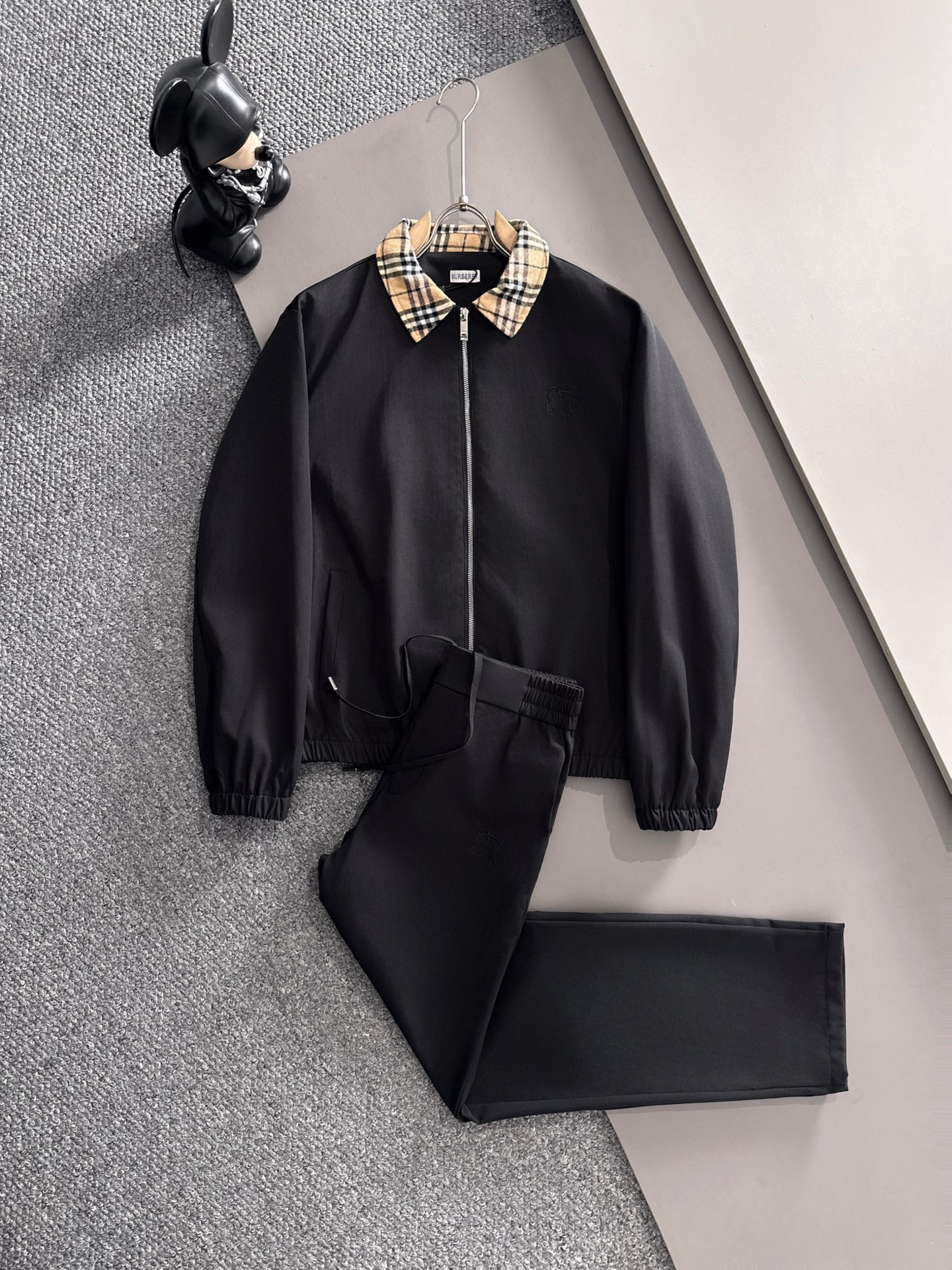 25秋冬新品バーバリー メンズ 上下服 セットアップ