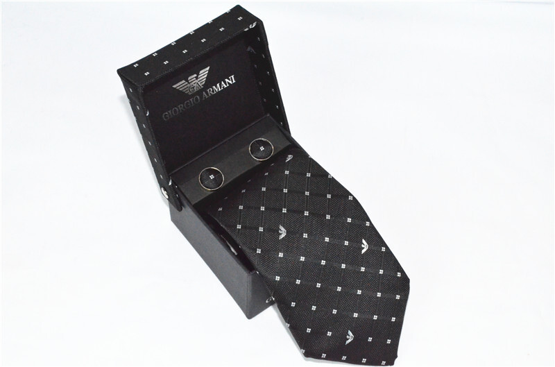 アルマーニ 紳士用 Tie ネクタイ カフス 2点セット