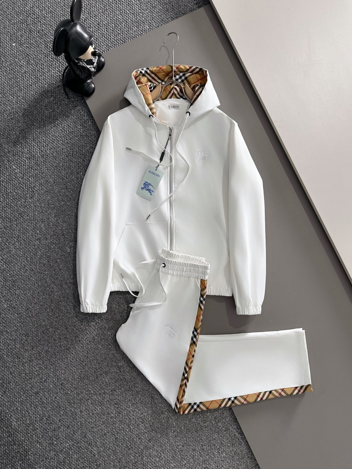 25秋冬新品バーバリー メンズ 上下服 セットアップ