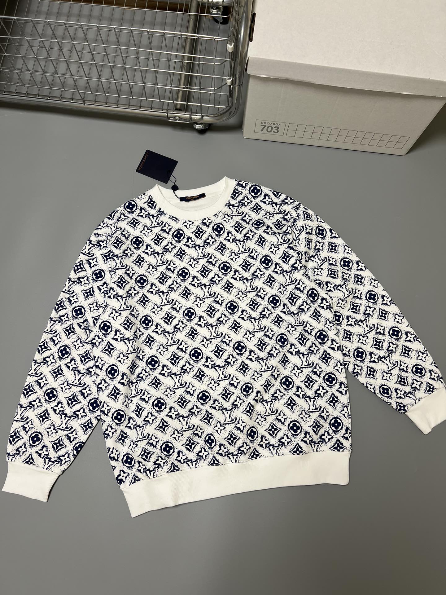 25秋冬新品 ルイヴィトン 長袖 スウェット トップス 男女兼着