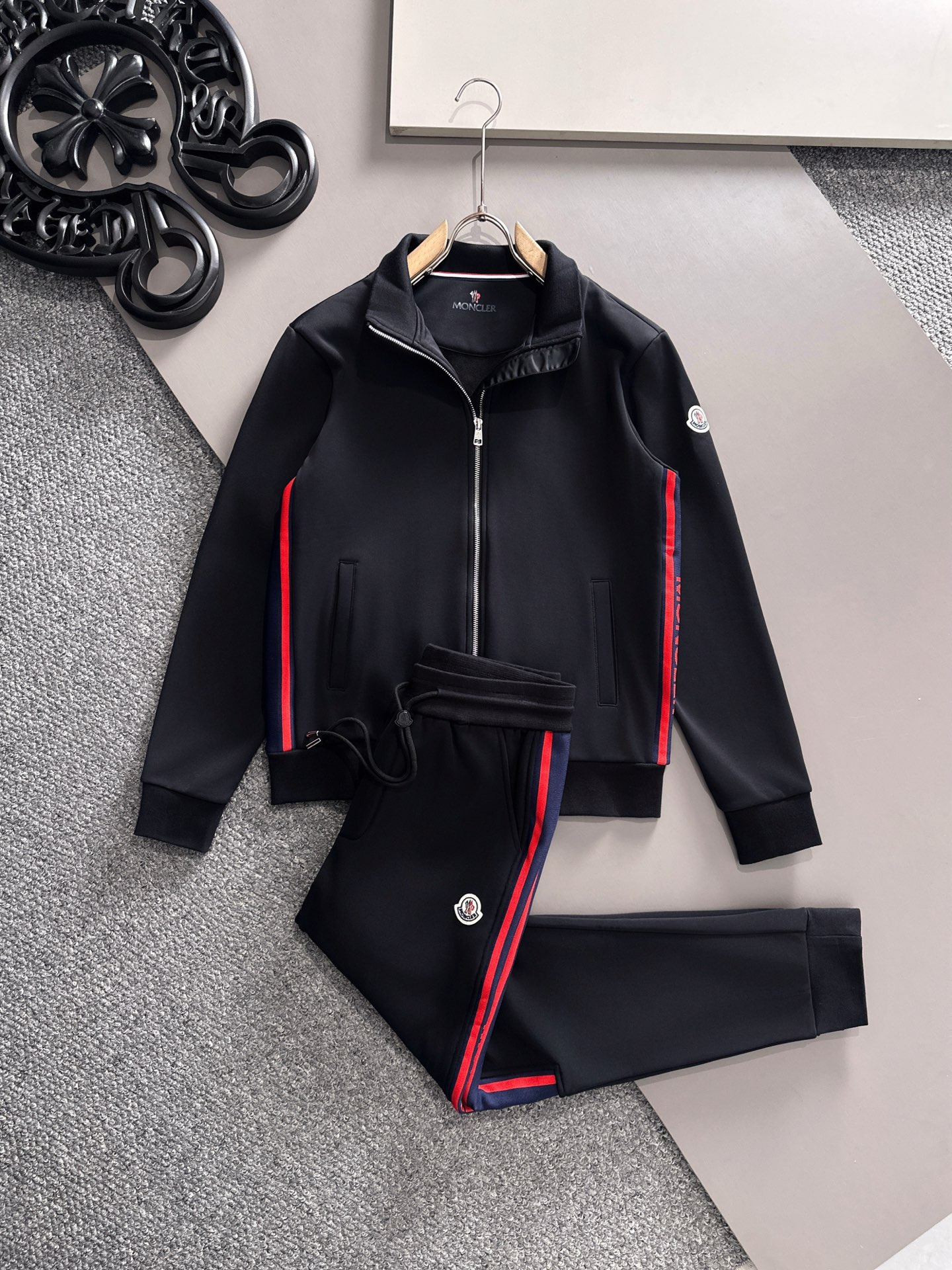 25秋冬新品 モンクレール メンズ 上下服 セットアップ