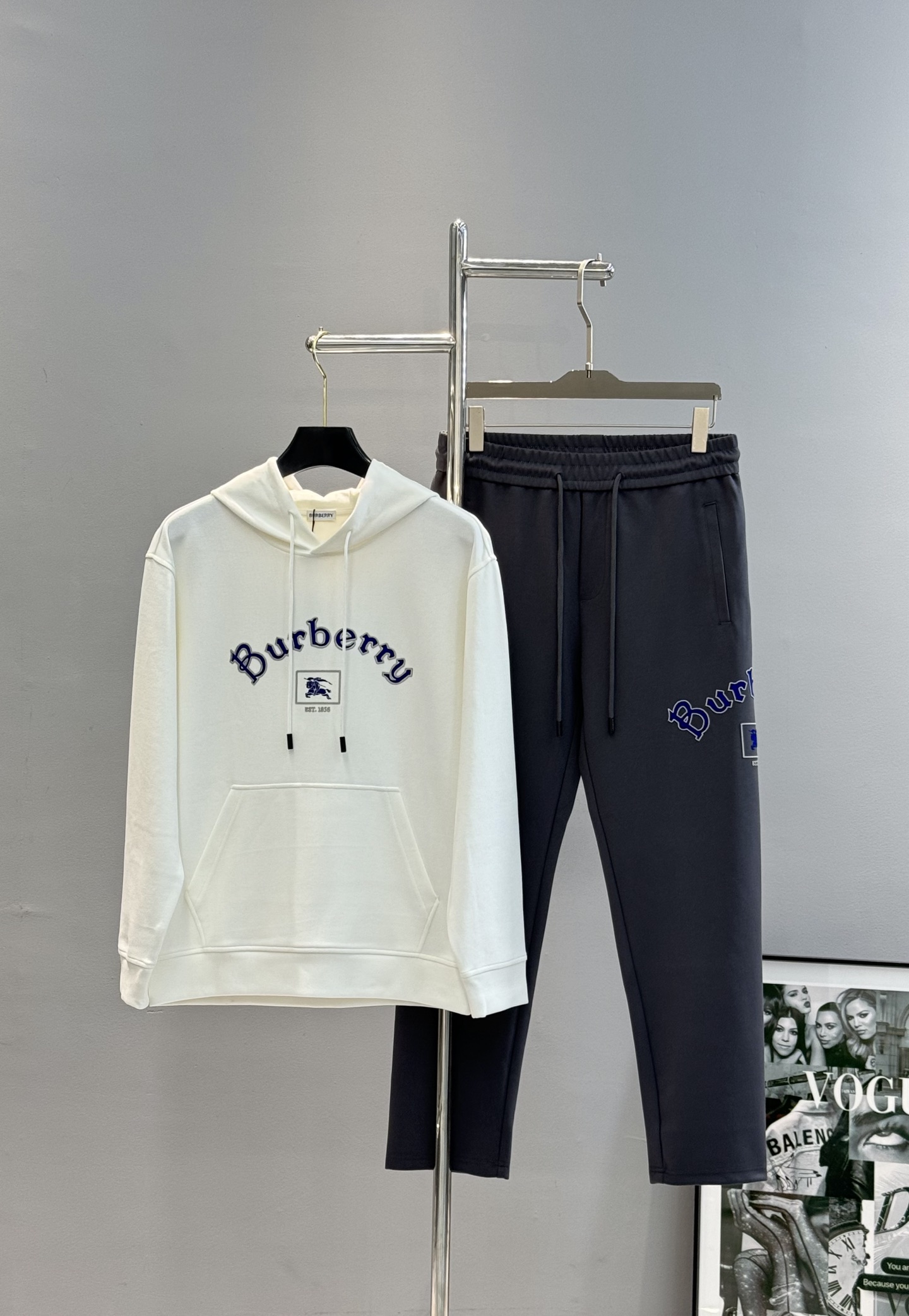 25秋冬新品バーバリー メンズ 上下服 セットアップ