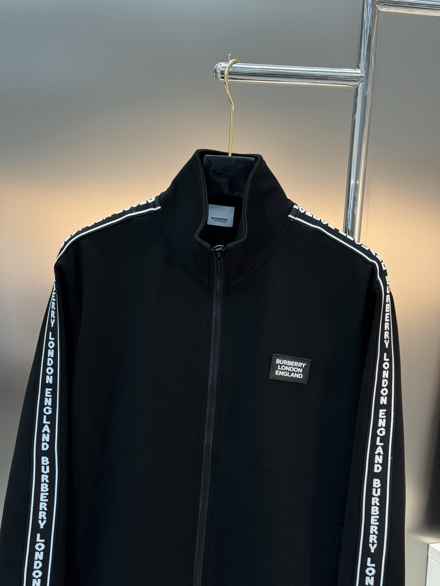 25秋冬新品バーバリー メンズ 上下服 セットアップ