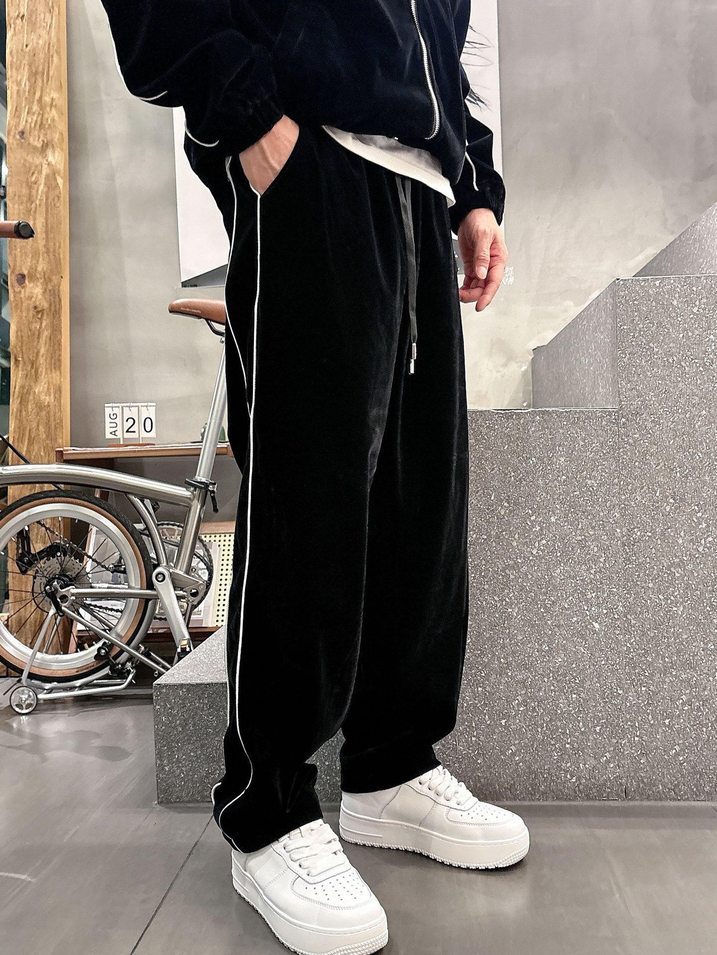 25秋冬新品プラダ メンズ 上下服 セットアップ