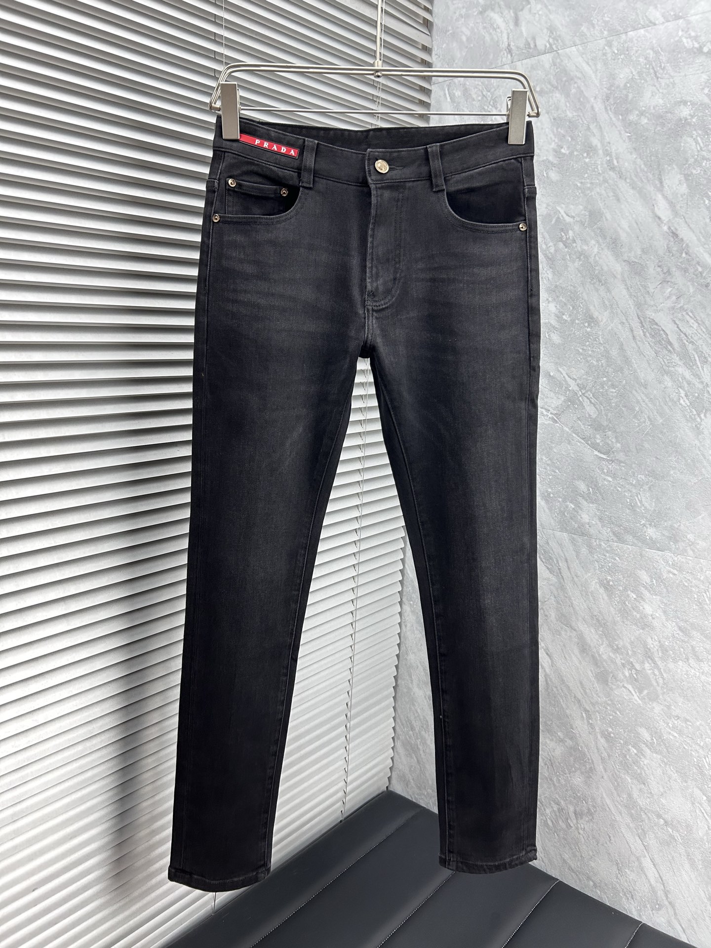 25秋冬新品プラダ メンズ ジーンズ