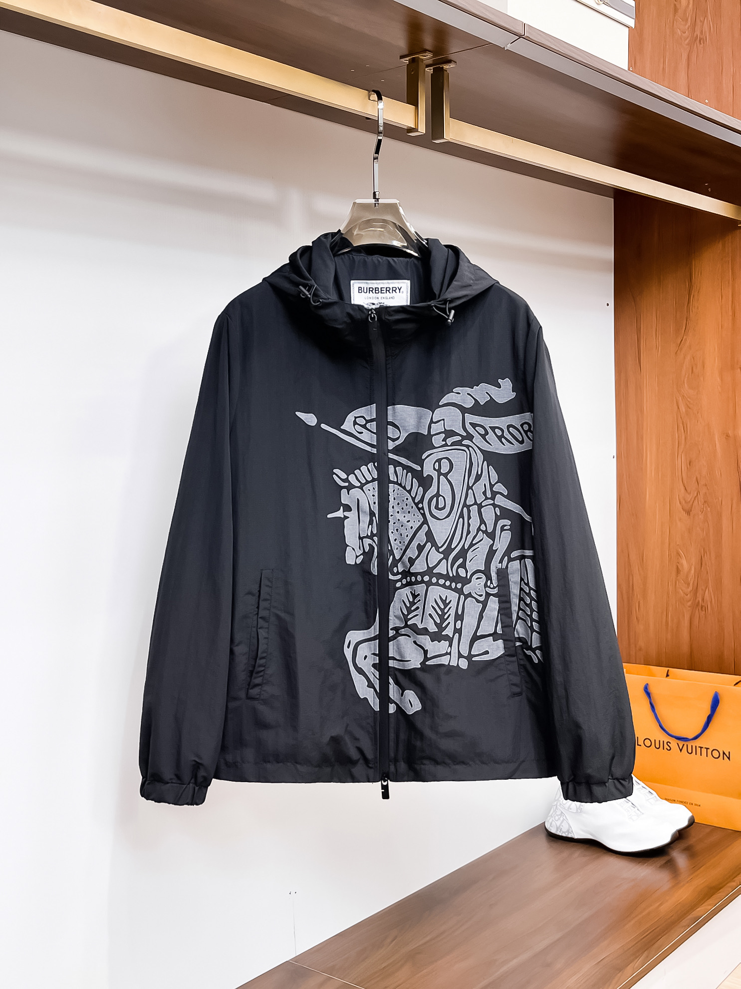 25秋冬新品バーバリー メンズ アウター/トレンチコート