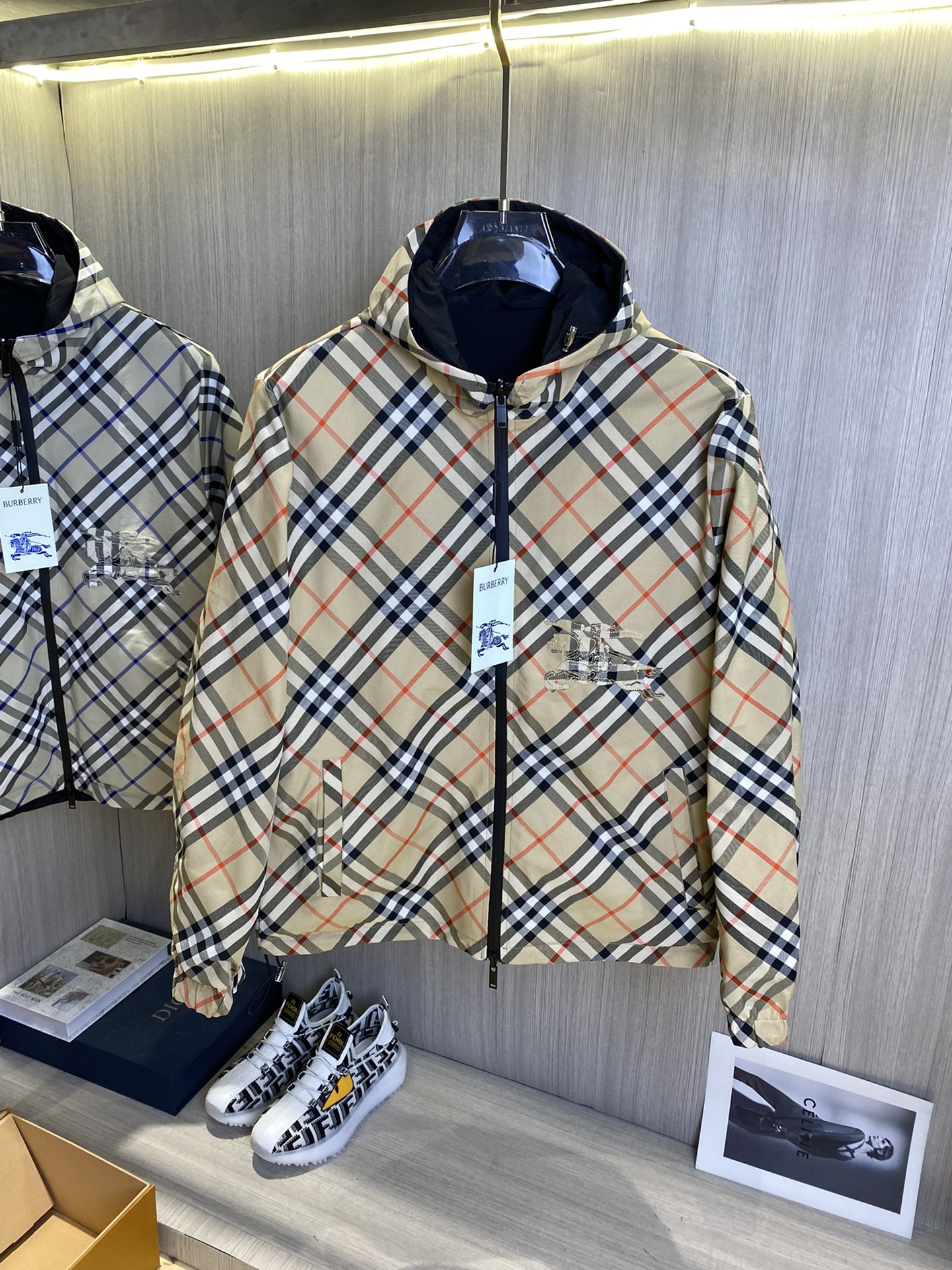 25秋冬新品バーバリー メンズ アウター/トレンチコート