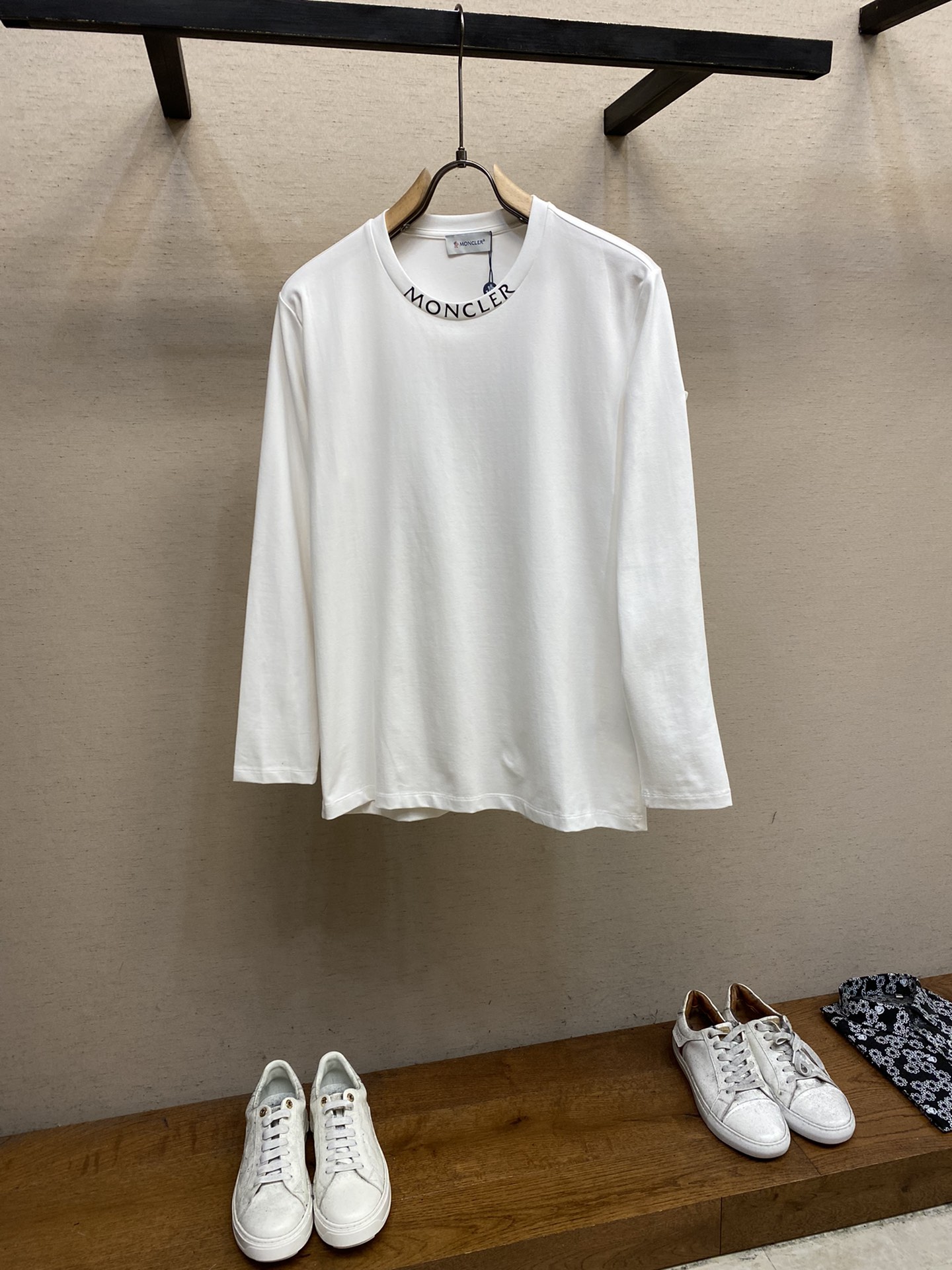 25秋冬新品 モンクレール メンズ 長袖Tシャツ トップス