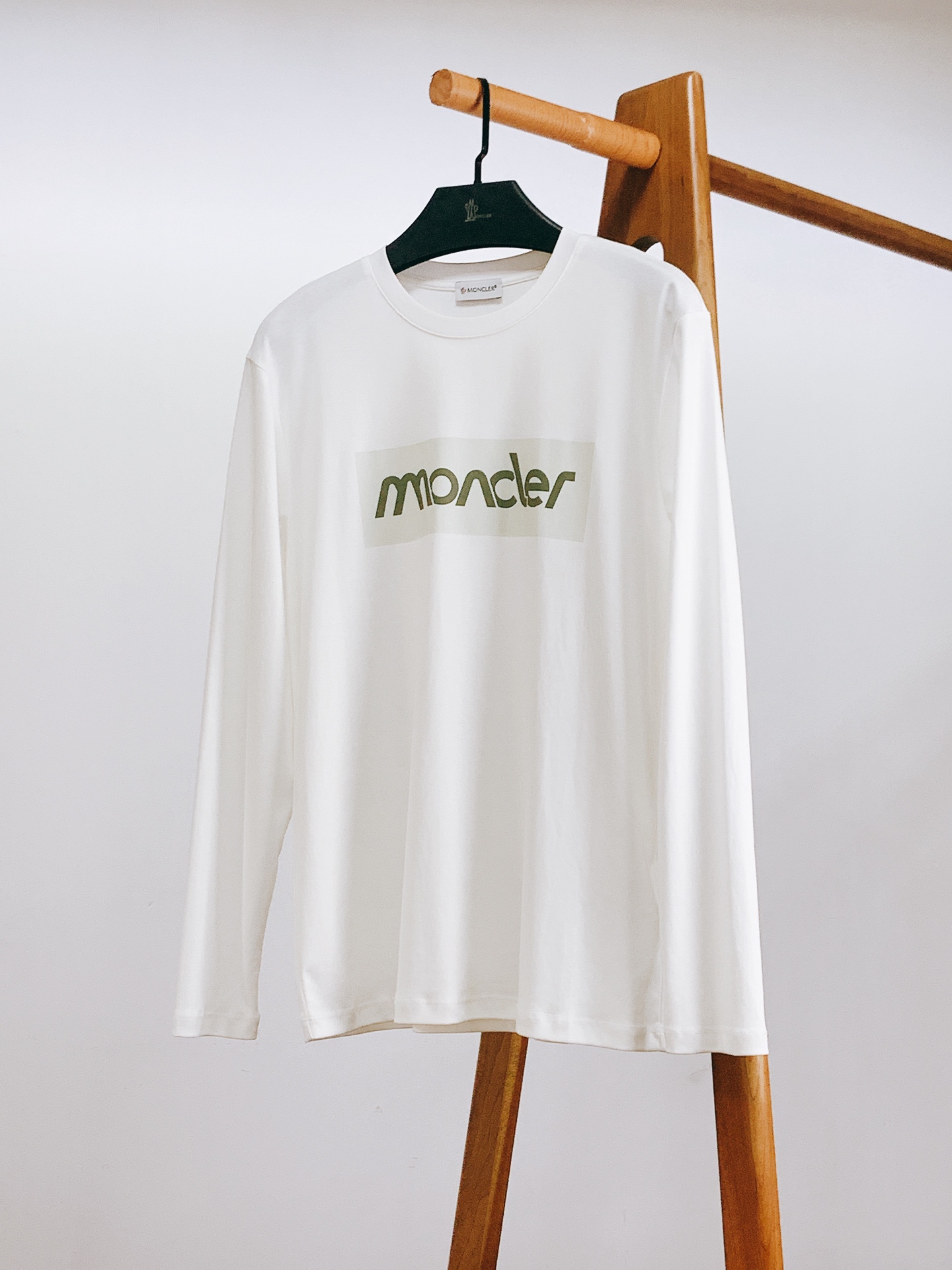25秋冬新品 モンクレール メンズ 長袖Tシャツ トップス