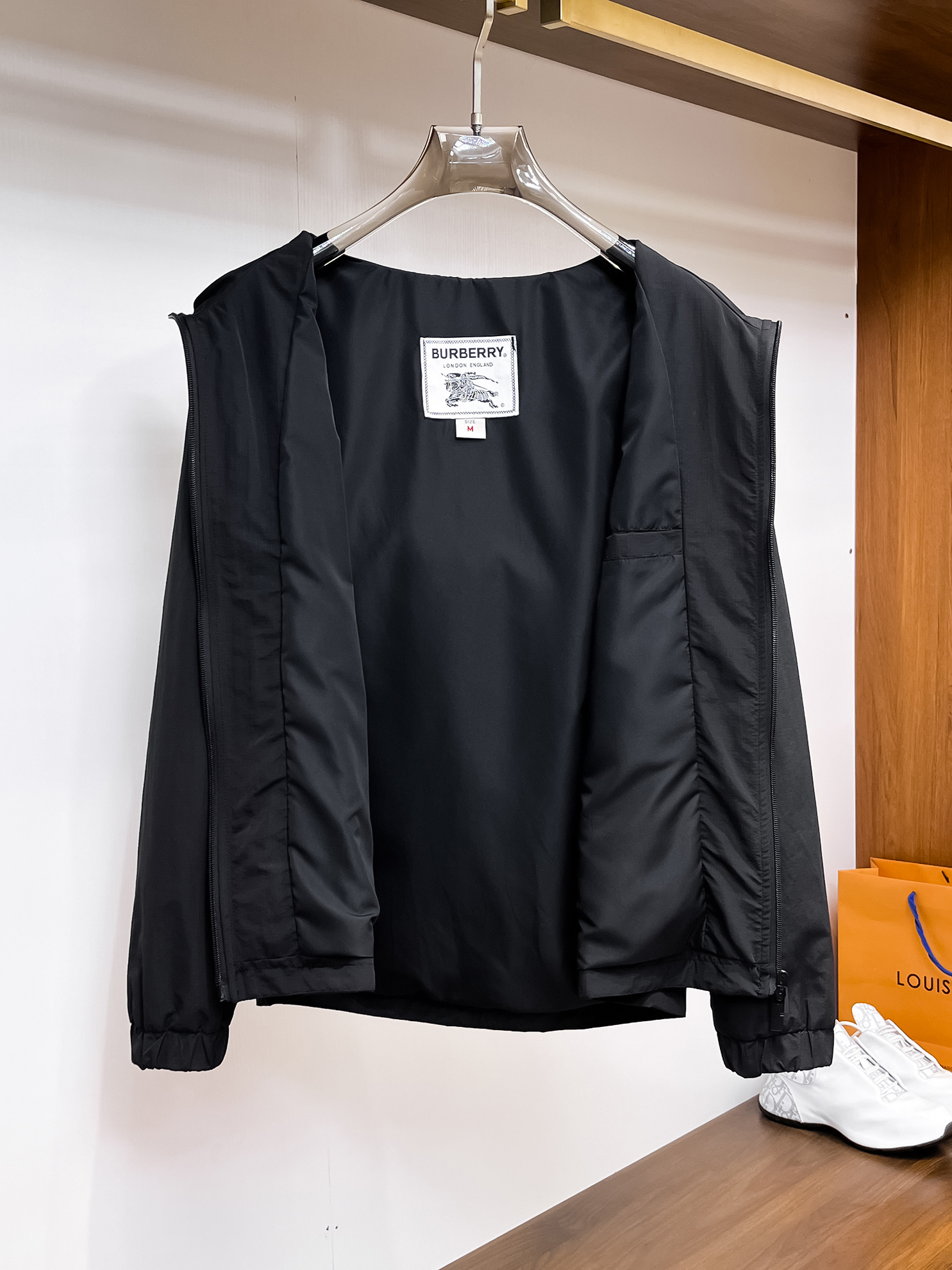25秋冬新品バーバリー メンズ アウター/トレンチコート