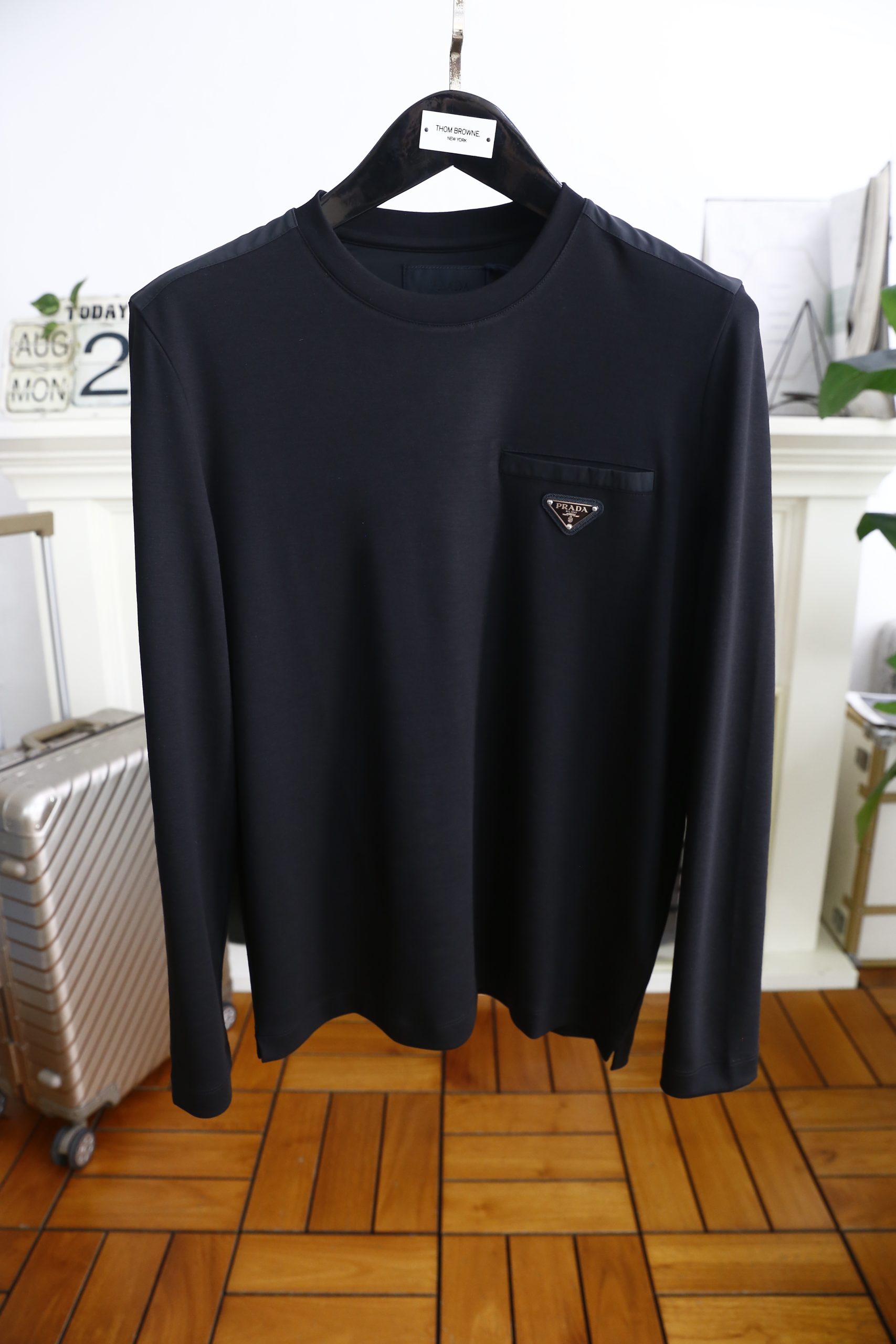 25秋冬新品プラダ メンズ 長袖Tシャツ トップス