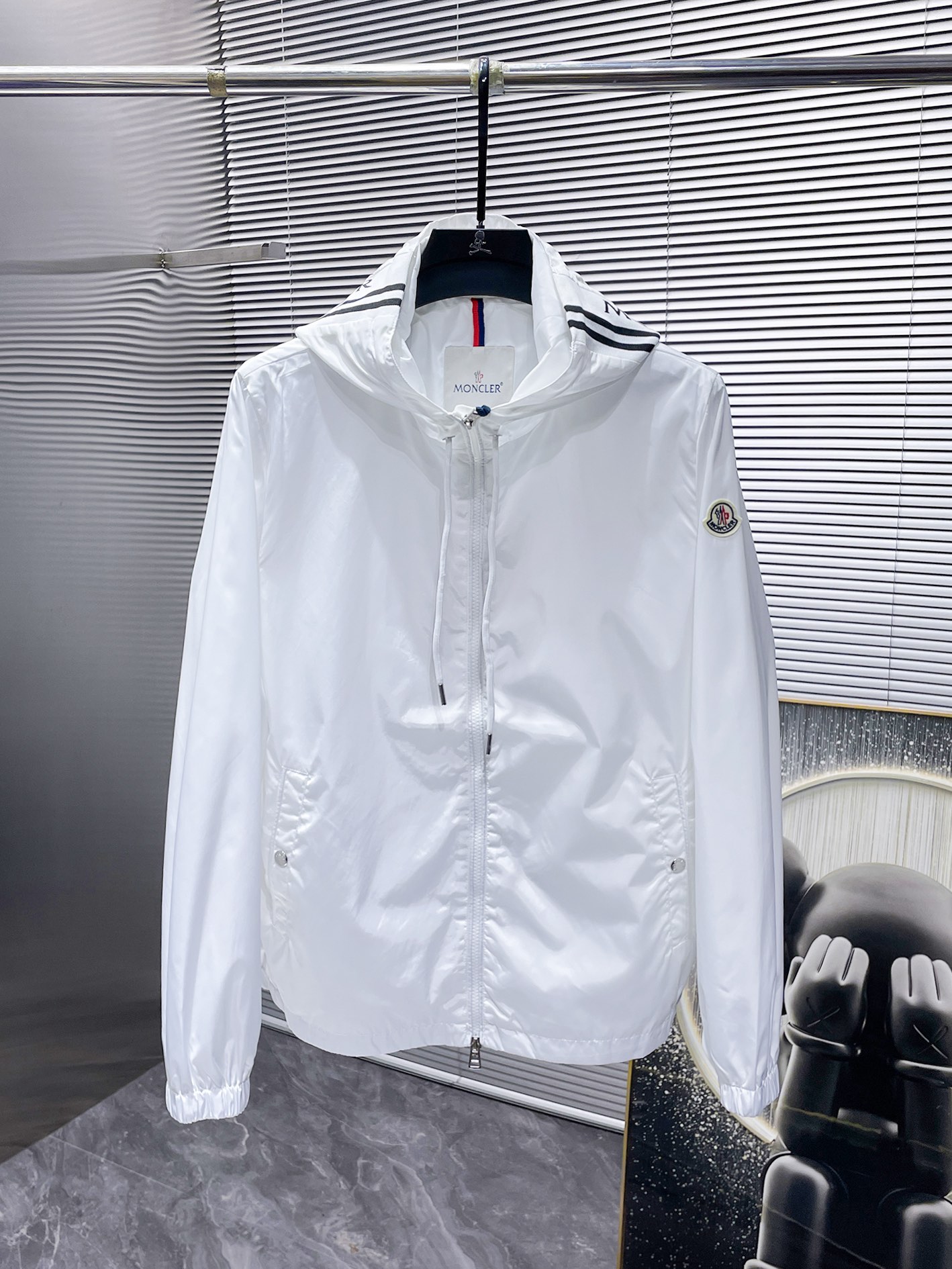 25秋冬新品 モンクレール メンズ アウター/トレンチコート