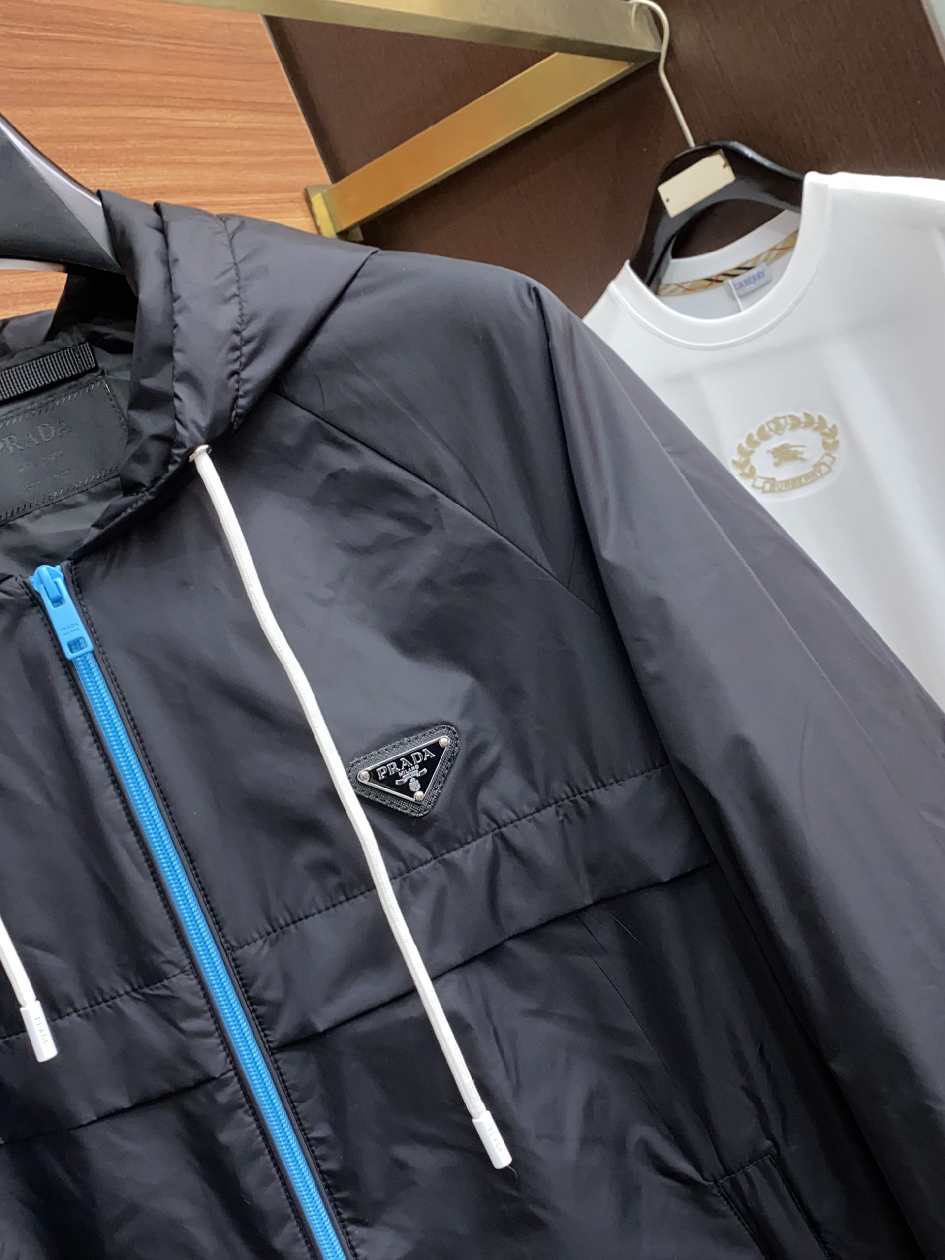 25秋冬新品プラダ メンズ アウター/トレンチコート