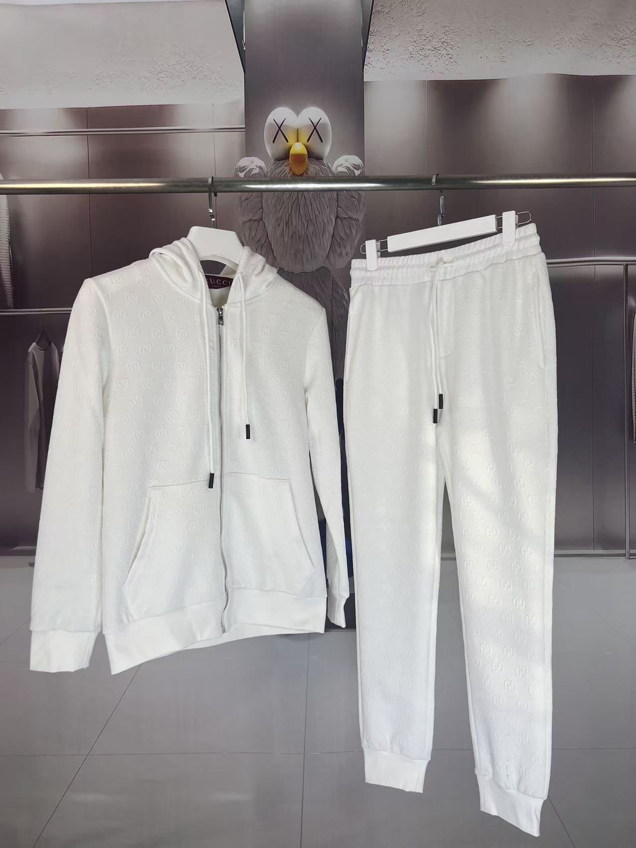 25秋冬新品 グッチ メンズ セットアップ 上下服