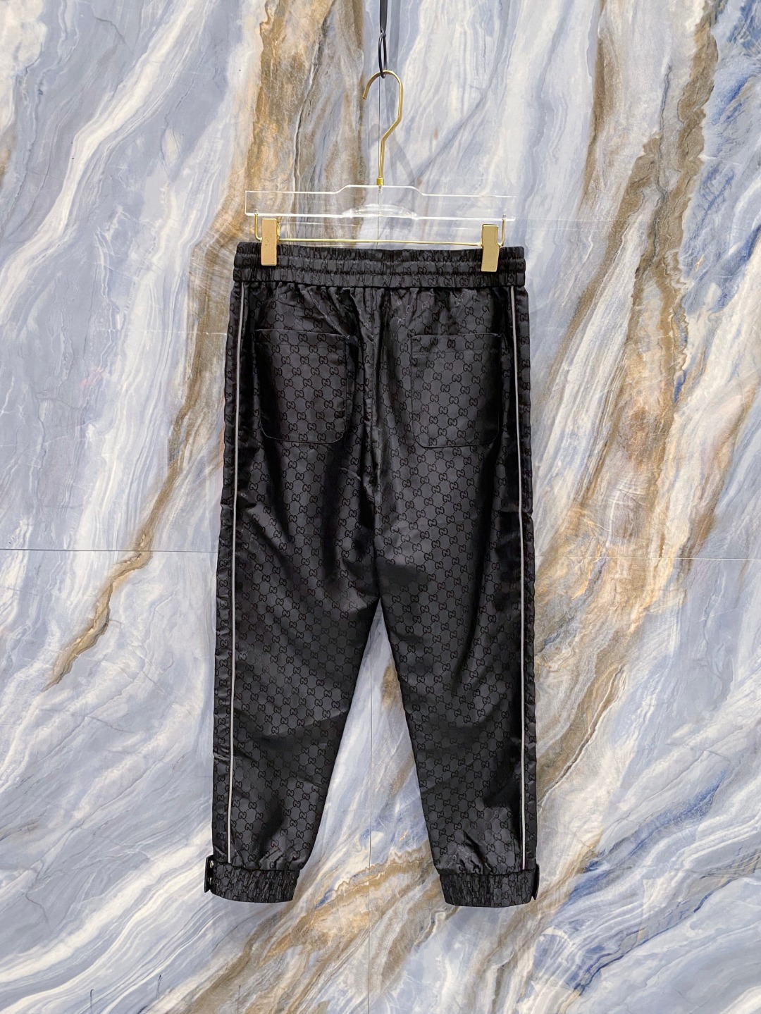 25秋冬新品 グッチ メンズ セットアップ 上下服