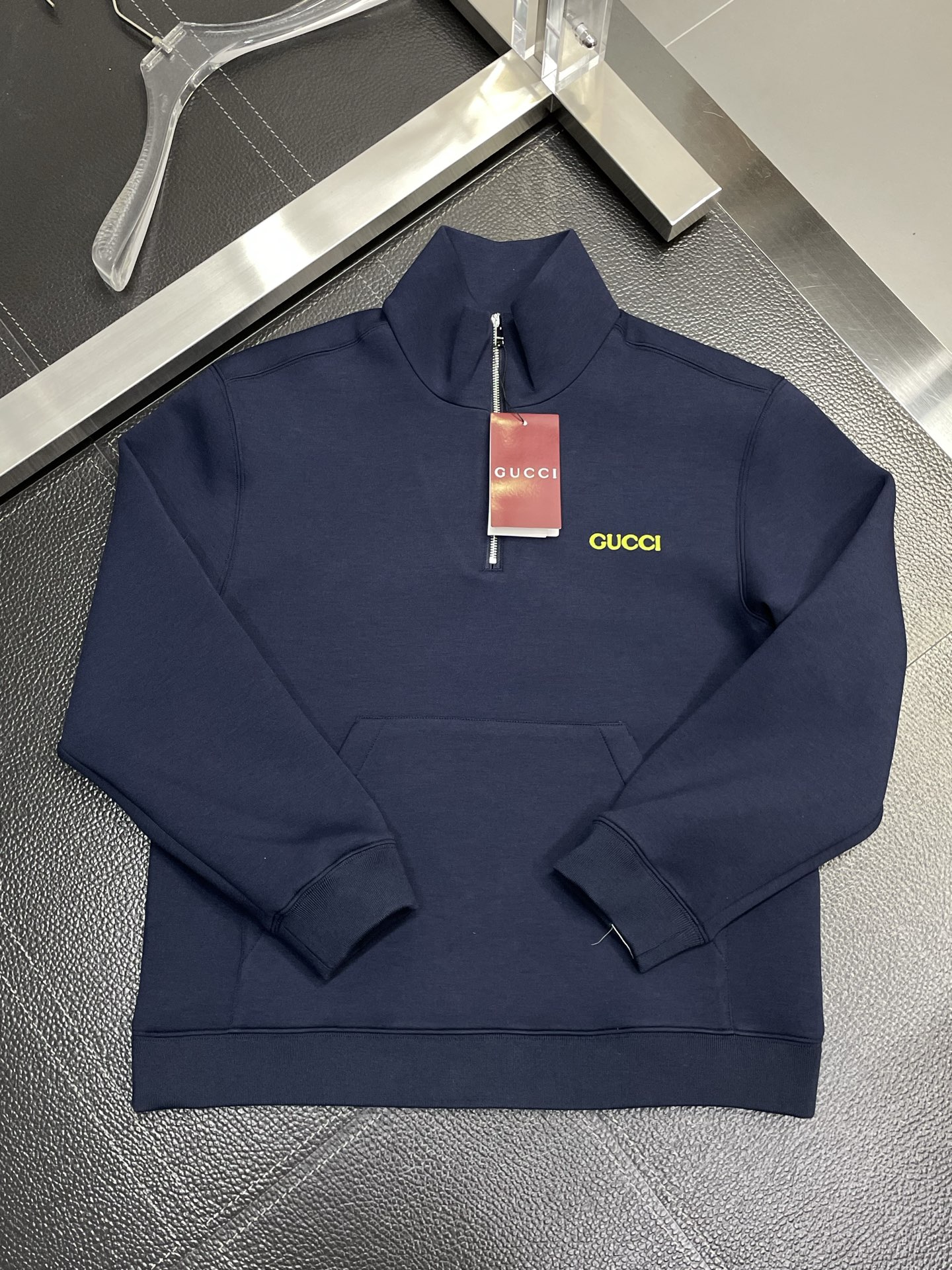 25秋冬新品 グッチ メンズ セットアップ 上下服