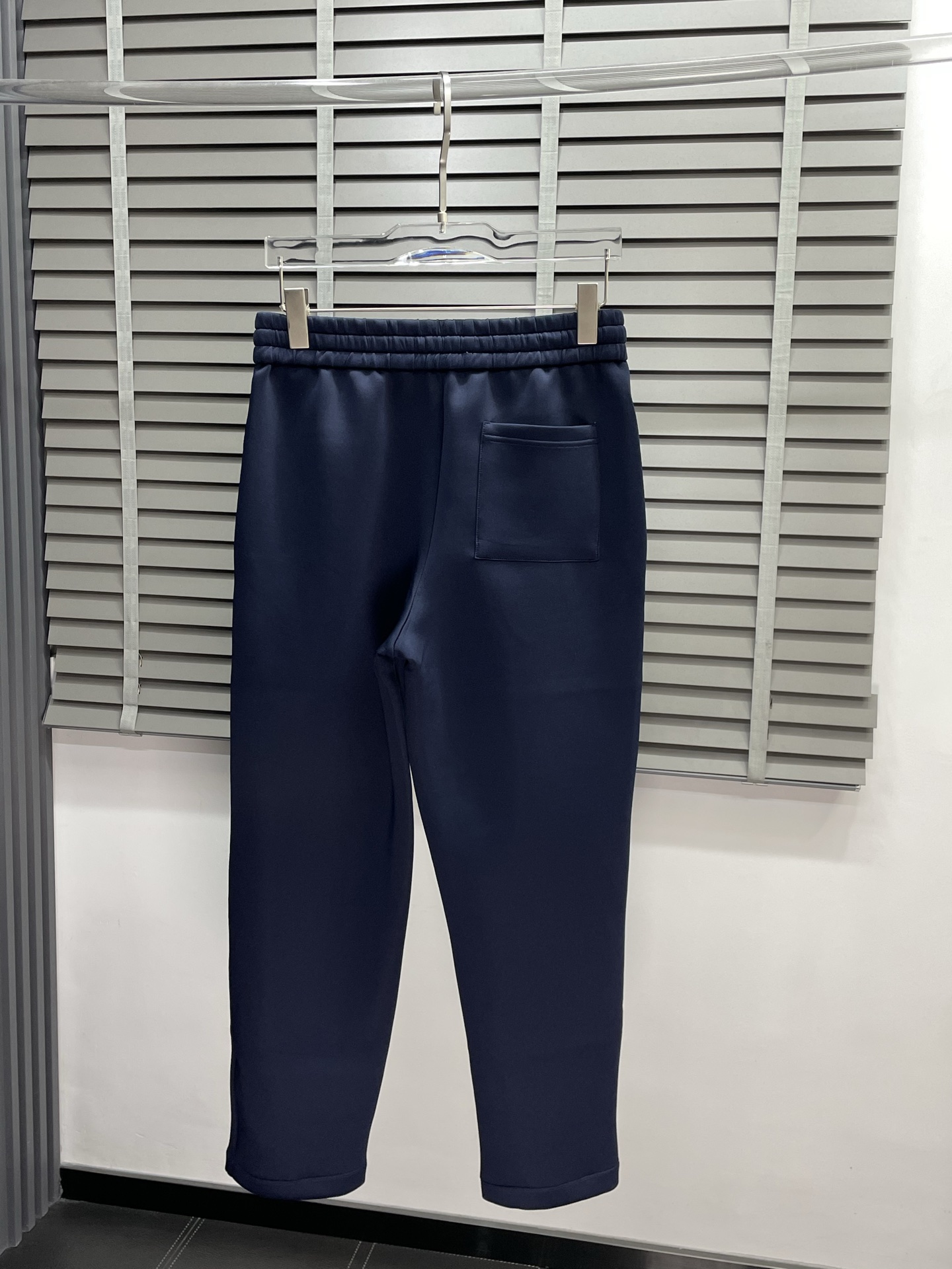 25秋冬新品 グッチ メンズ セットアップ 上下服