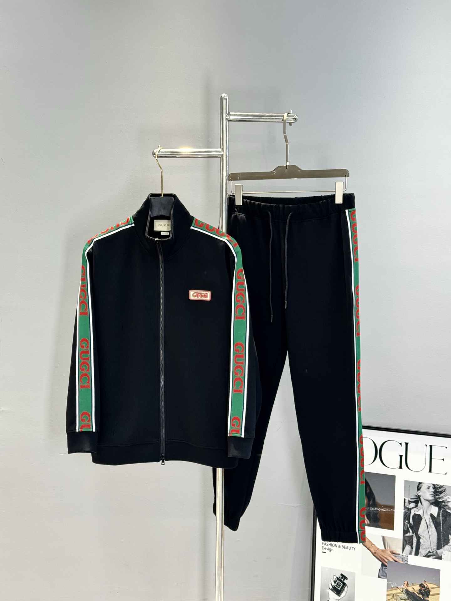 25秋冬新品 グッチ メンズ セットアップ 上下服