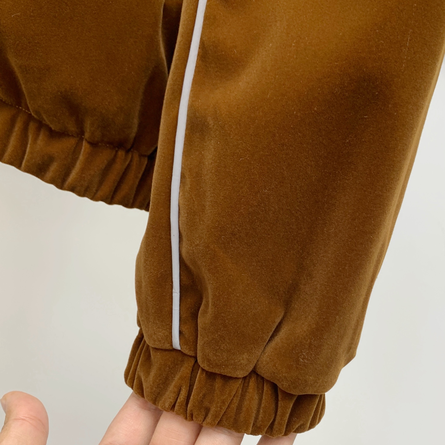 25秋冬新品 グッチ メンズ セットアップ 上下服