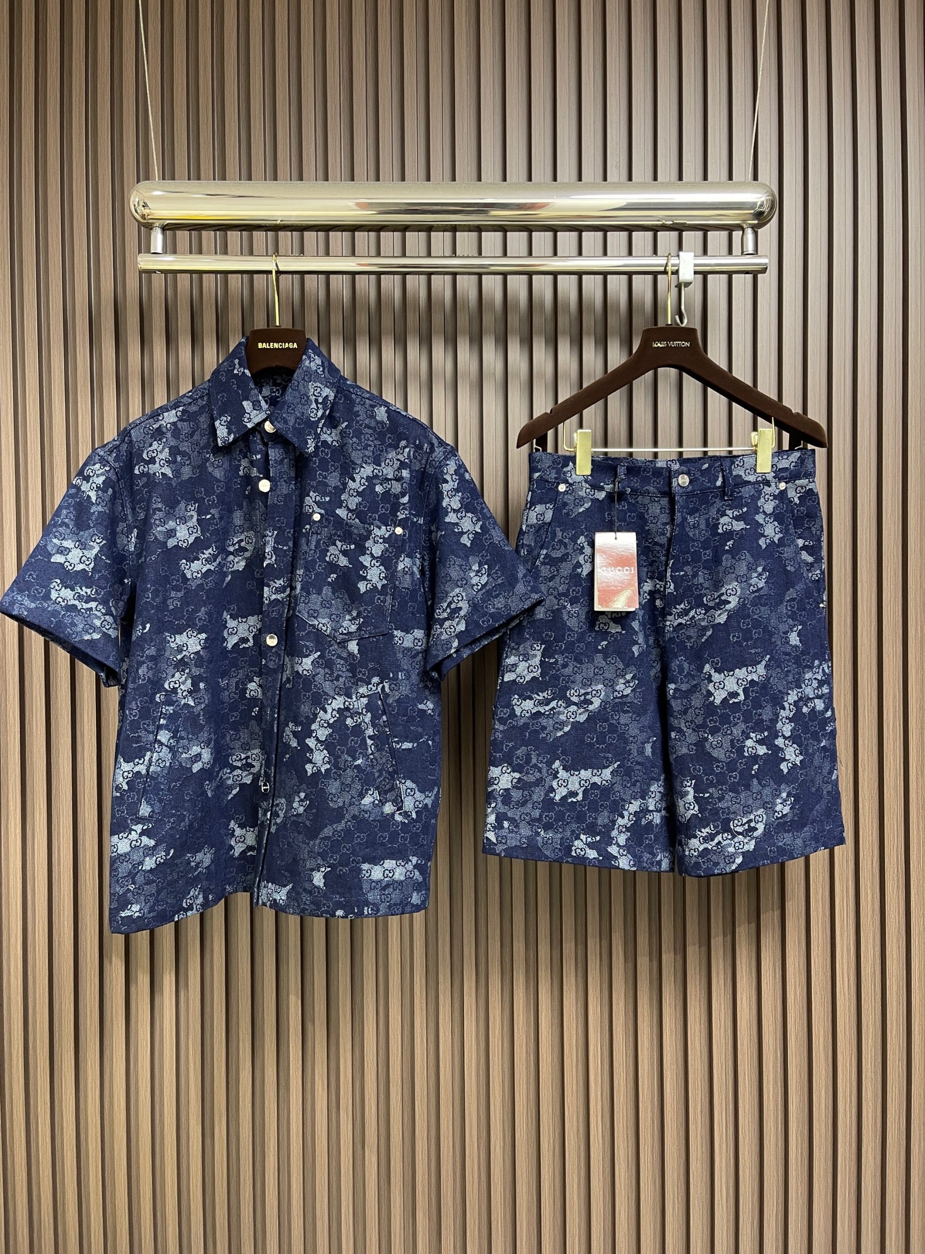 25秋冬新品 グッチ メンズ セットアップ 上下服