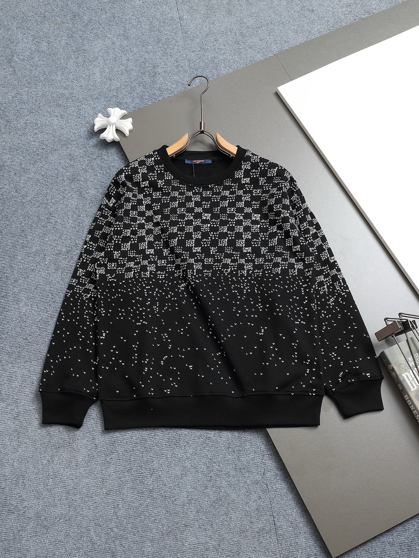 25秋冬新品 ルイヴィトン バーパーカー スウェット男女兼着