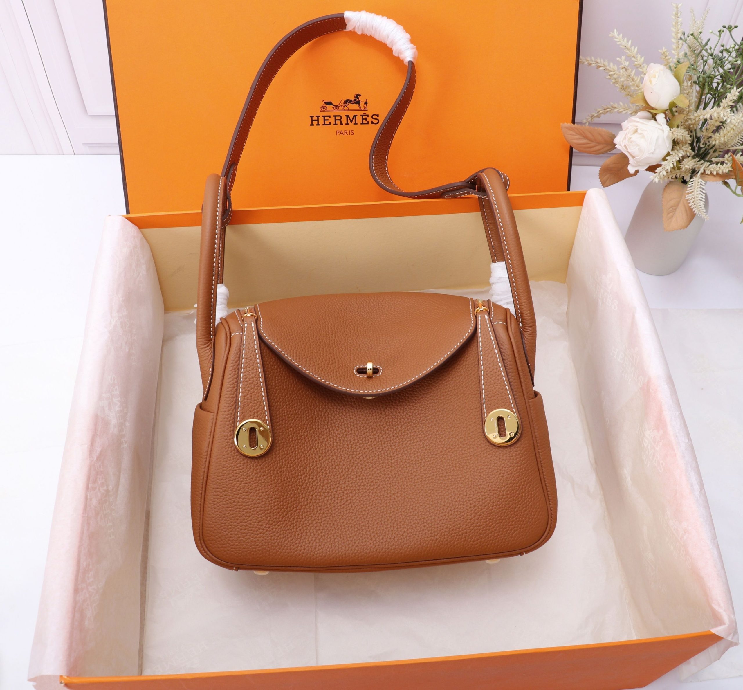 エルメス 超美品 ショルダー ハンド リンディ Lindy 26cm 2508