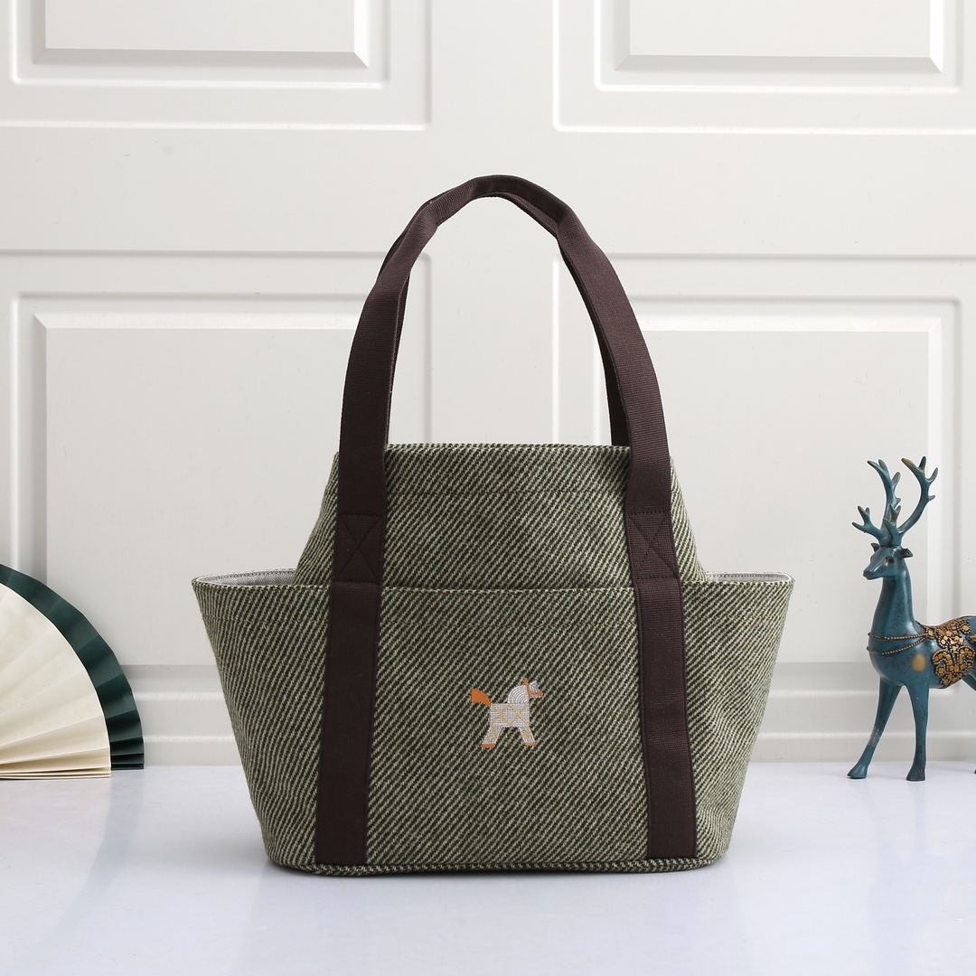 秋冬入荷エルメス極美品 ショッピングバッグカバファントムワックス 2508
