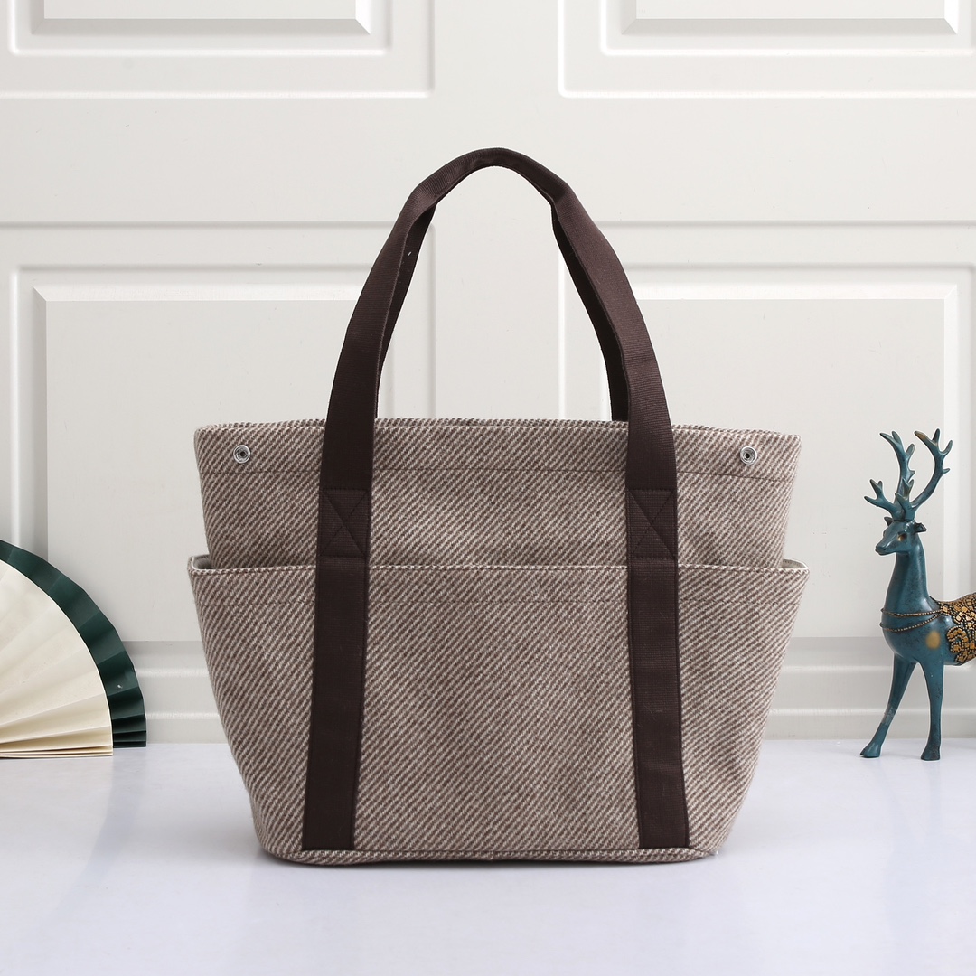 秋冬入荷エルメス極美品 ショッピングバッグカバファントムワックス 2508