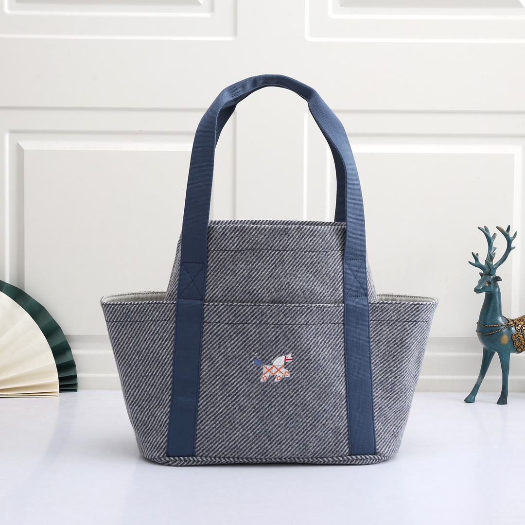 秋冬入荷エルメス極美品 ショッピングバッグカバファントムワックス