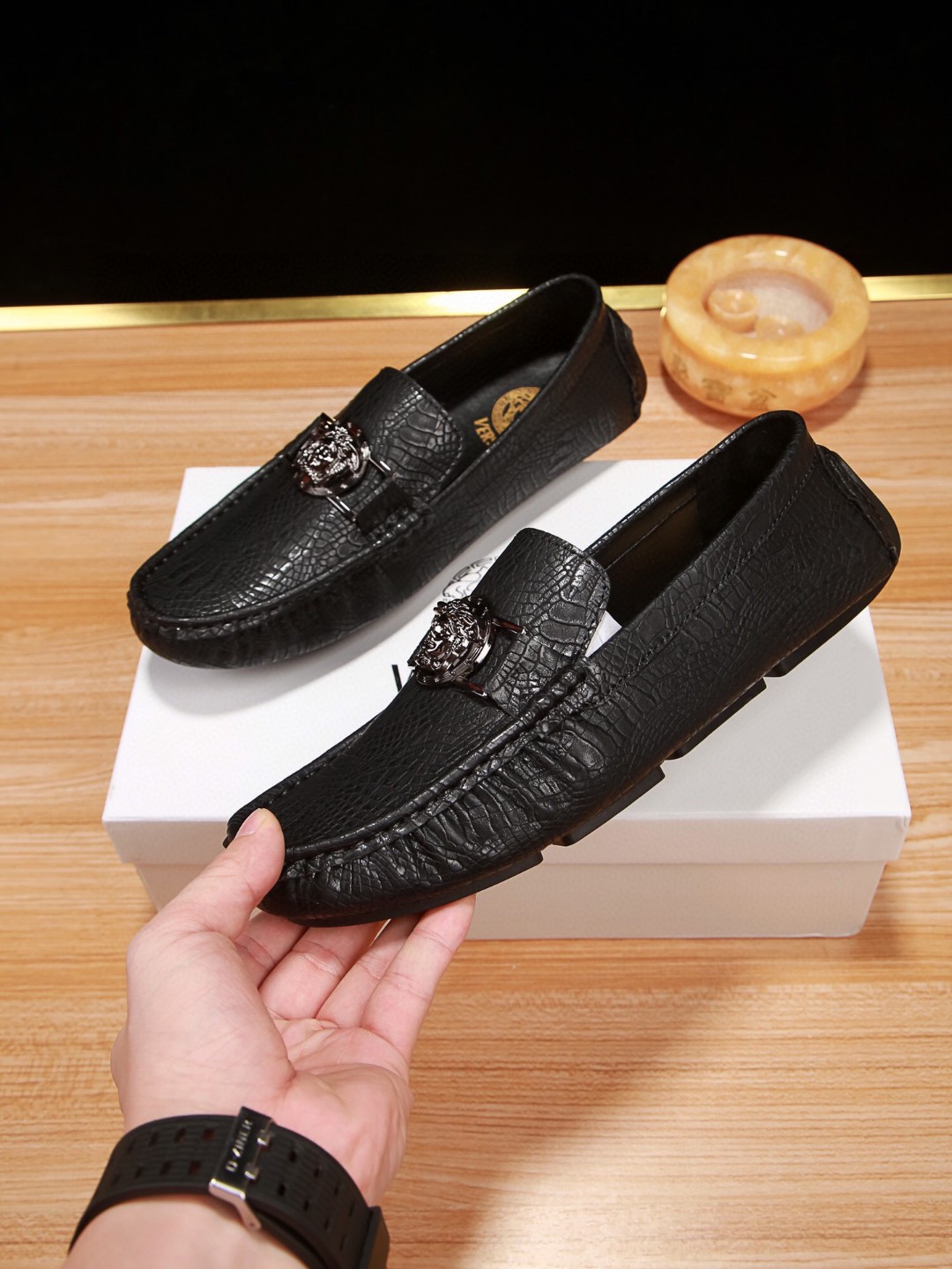 今季新品 靴 ヴェルサーチ ローファー/フラットシューズ  メンズ