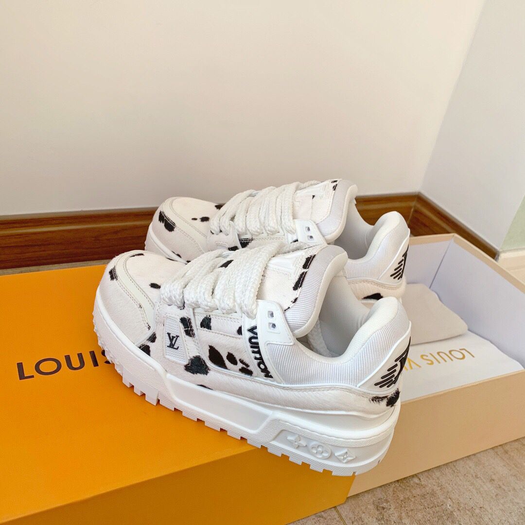 【注目度抜群】国内入手困難?希少品★LV Trainer Maxi 男女兼着 オシャレ スニーカー
