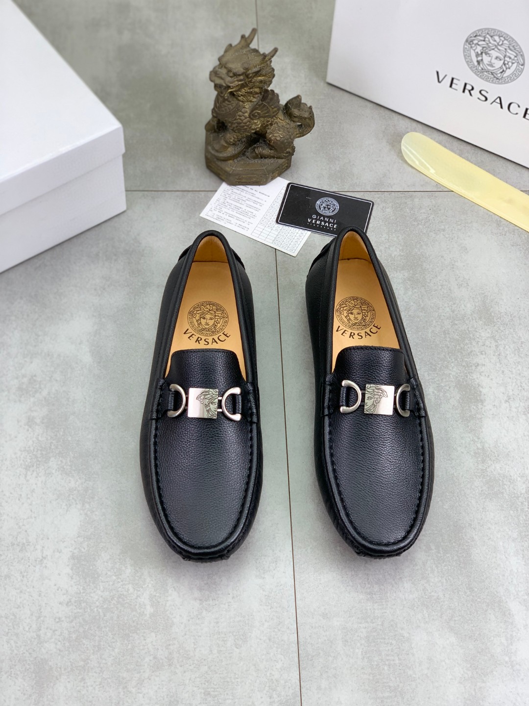 今季新品 靴 ヴェルサーチ ローファー/フラットシューズ  メンズ